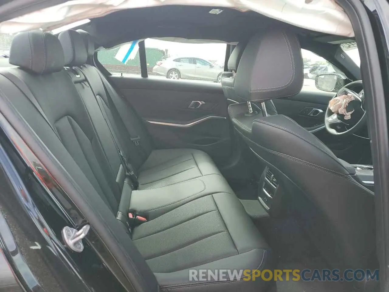 10 fotografías del automóvil dañado 3MW69FF03R8E88242 BMW 3 SERIES 2024