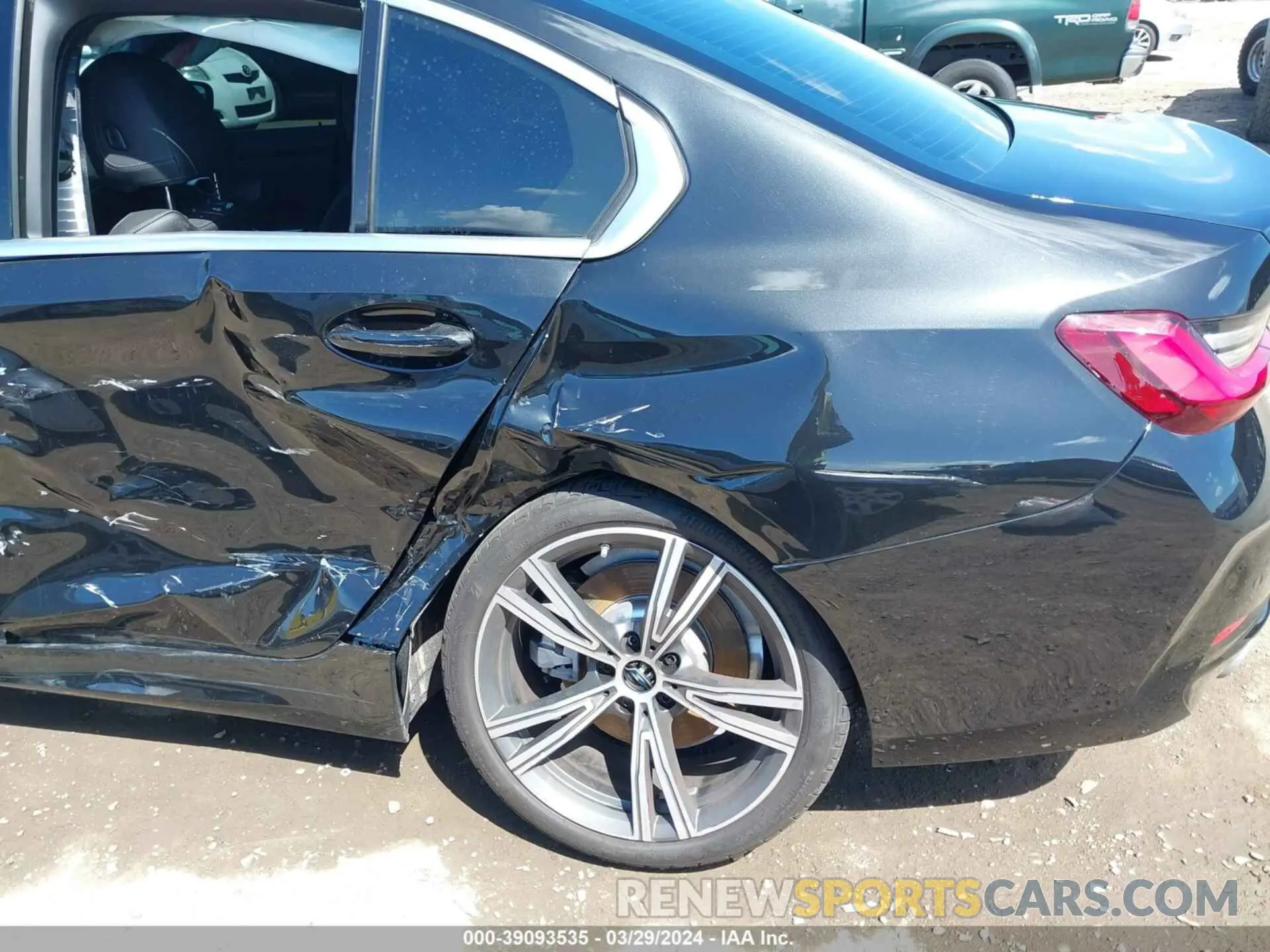 17 fotografías del automóvil dañado 3MW69FF05R8E09797 BMW 3 SERIES 2024