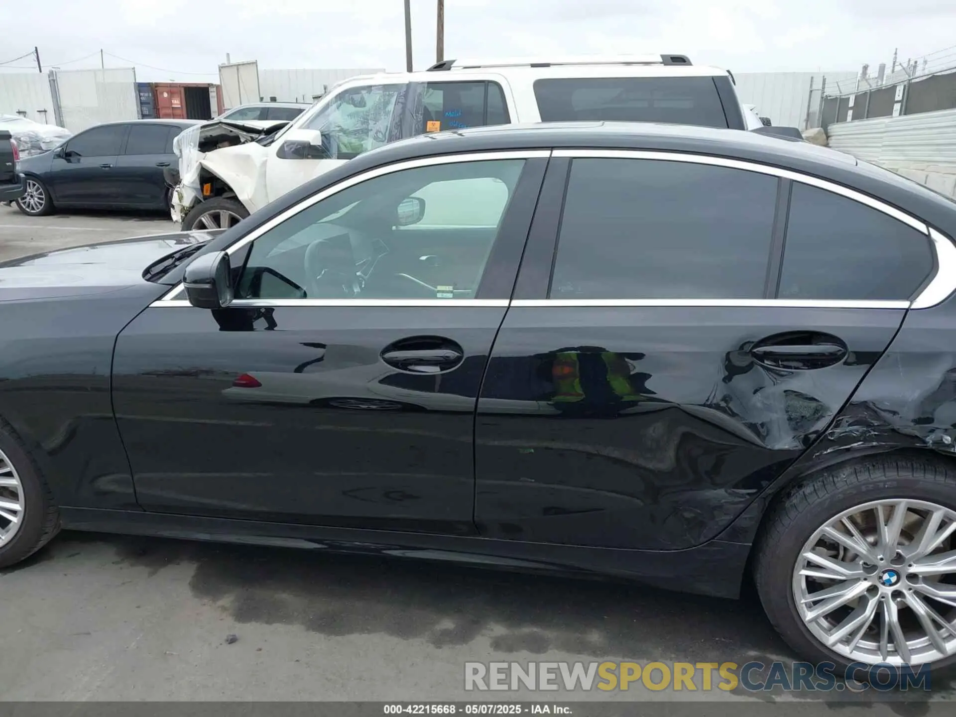 14 fotografías del automóvil dañado 3MW69FF06R8E26656 BMW 3 SERIES 2024