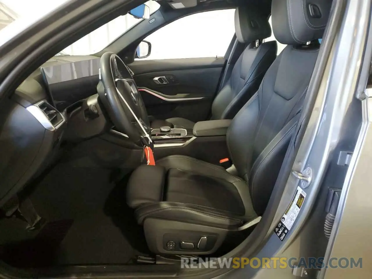 7 fotografías del automóvil dañado 3MW89FF00R8E18318 BMW 3 SERIES 2024