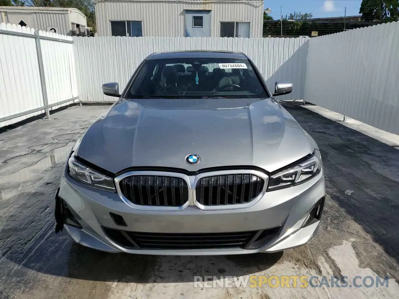 5 fotografías del automóvil dañado 3MW89FF00R8E27794 BMW 3 SERIES 2024