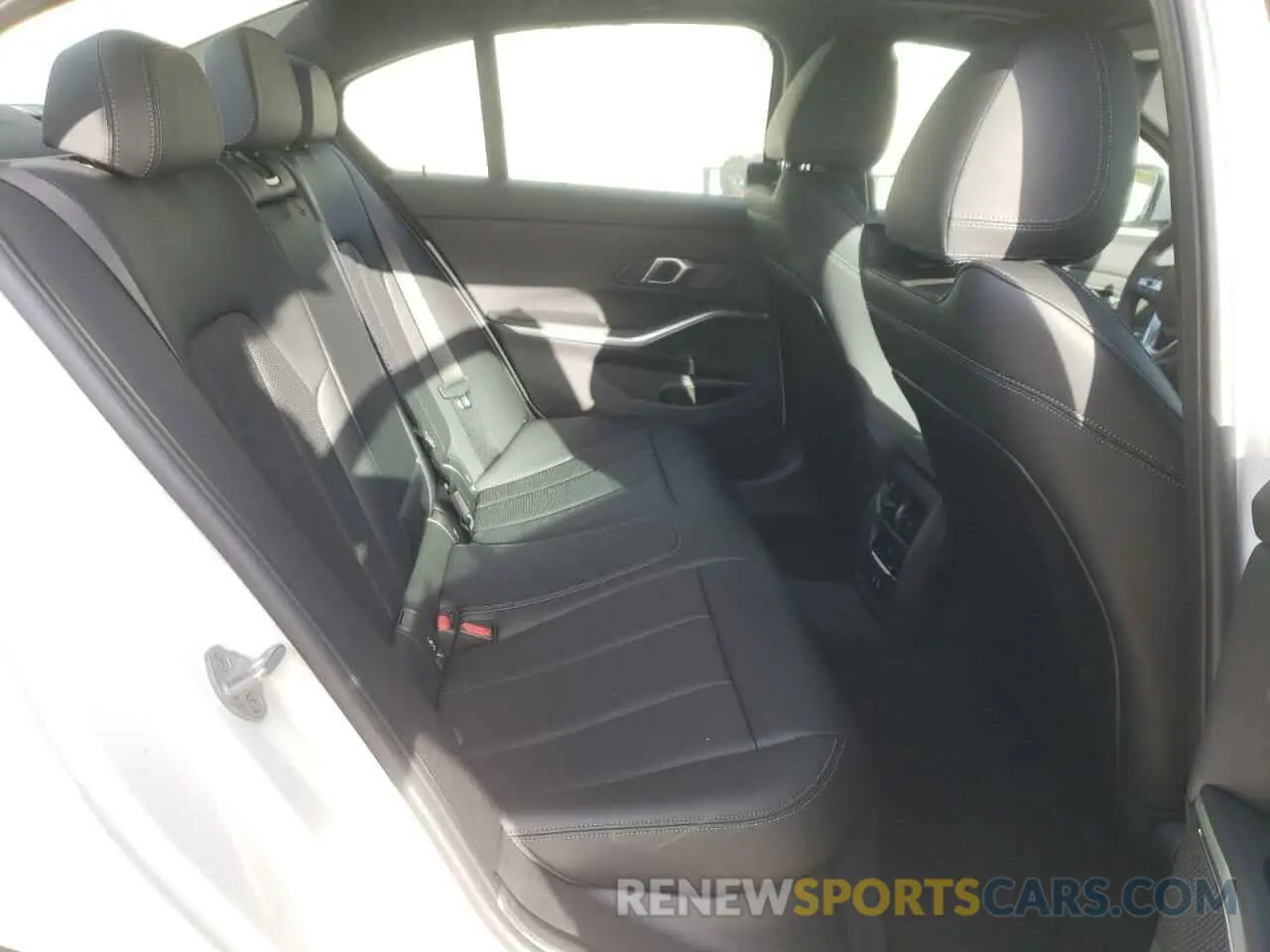 10 fotografías del automóvil dañado 3MW89FF01R8E85574 BMW 3 SERIES 2024