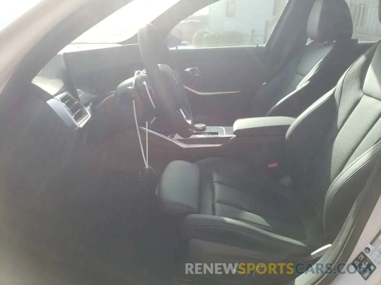 7 fotografías del automóvil dañado 3MW89FF01R8E85574 BMW 3 SERIES 2024
