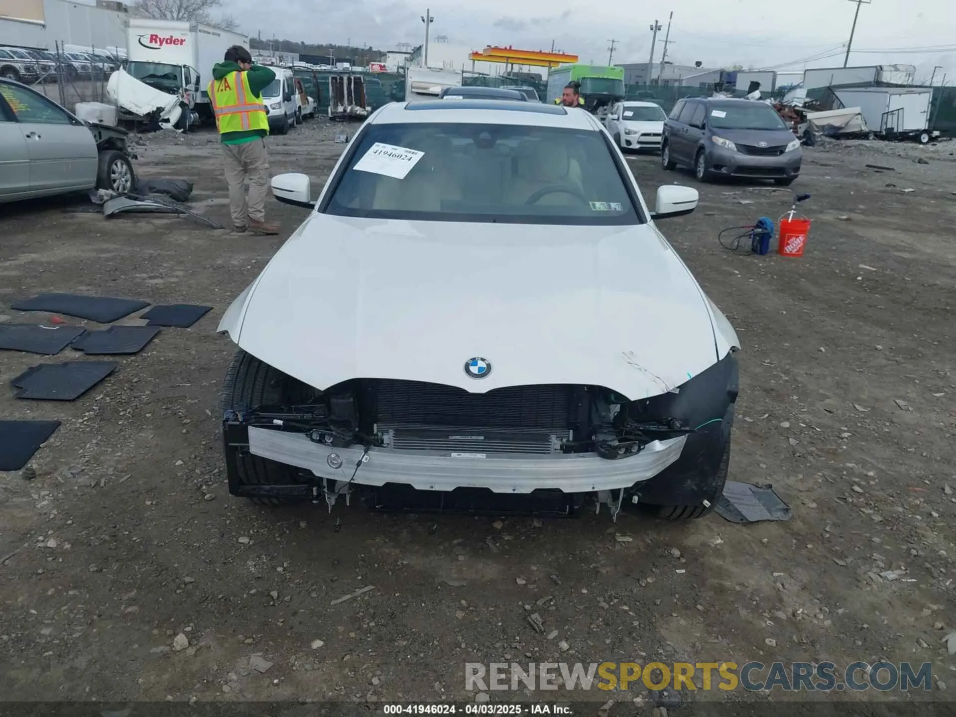 12 fotografías del automóvil dañado 3MW89FF02R8E25433 BMW 3 SERIES 2024