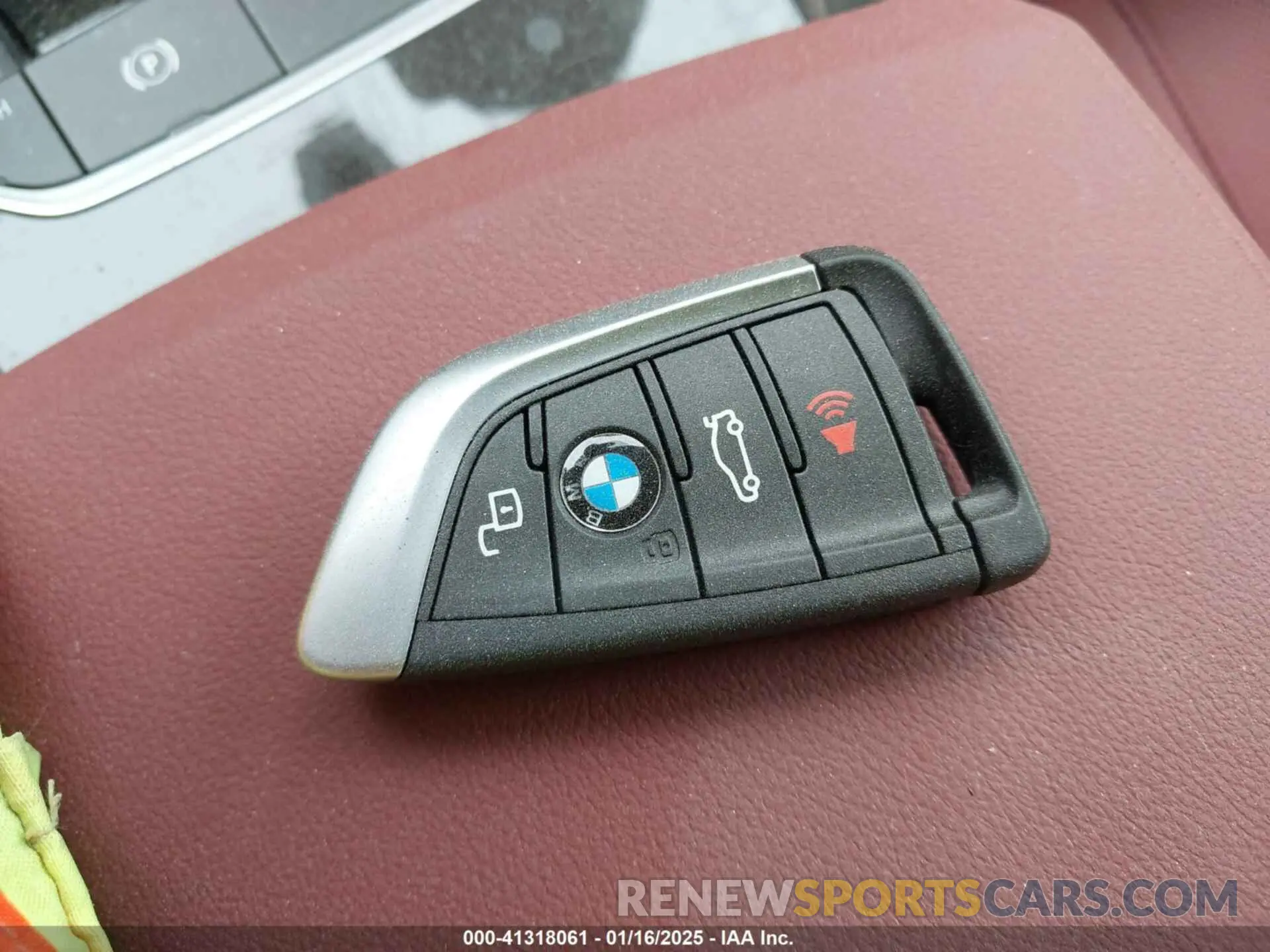 11 fotografías del automóvil dañado 3MW89FF04R8E84855 BMW 3 SERIES 2024