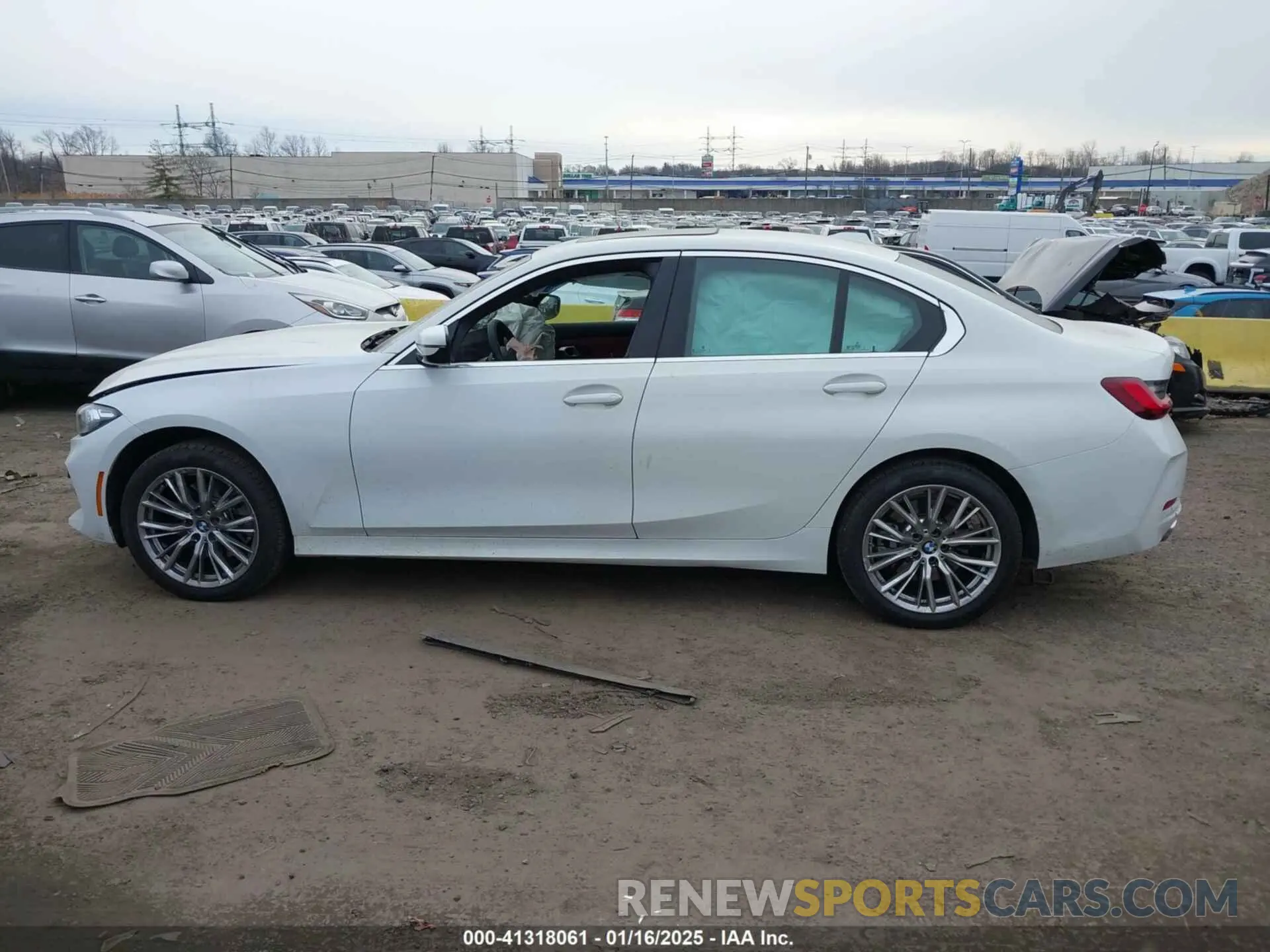 14 fotografías del automóvil dañado 3MW89FF04R8E84855 BMW 3 SERIES 2024