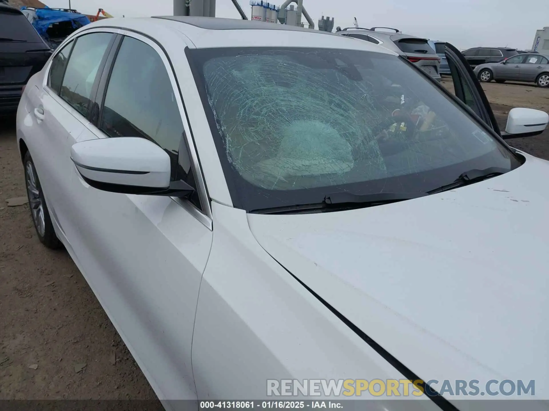 19 fotografías del automóvil dañado 3MW89FF04R8E84855 BMW 3 SERIES 2024