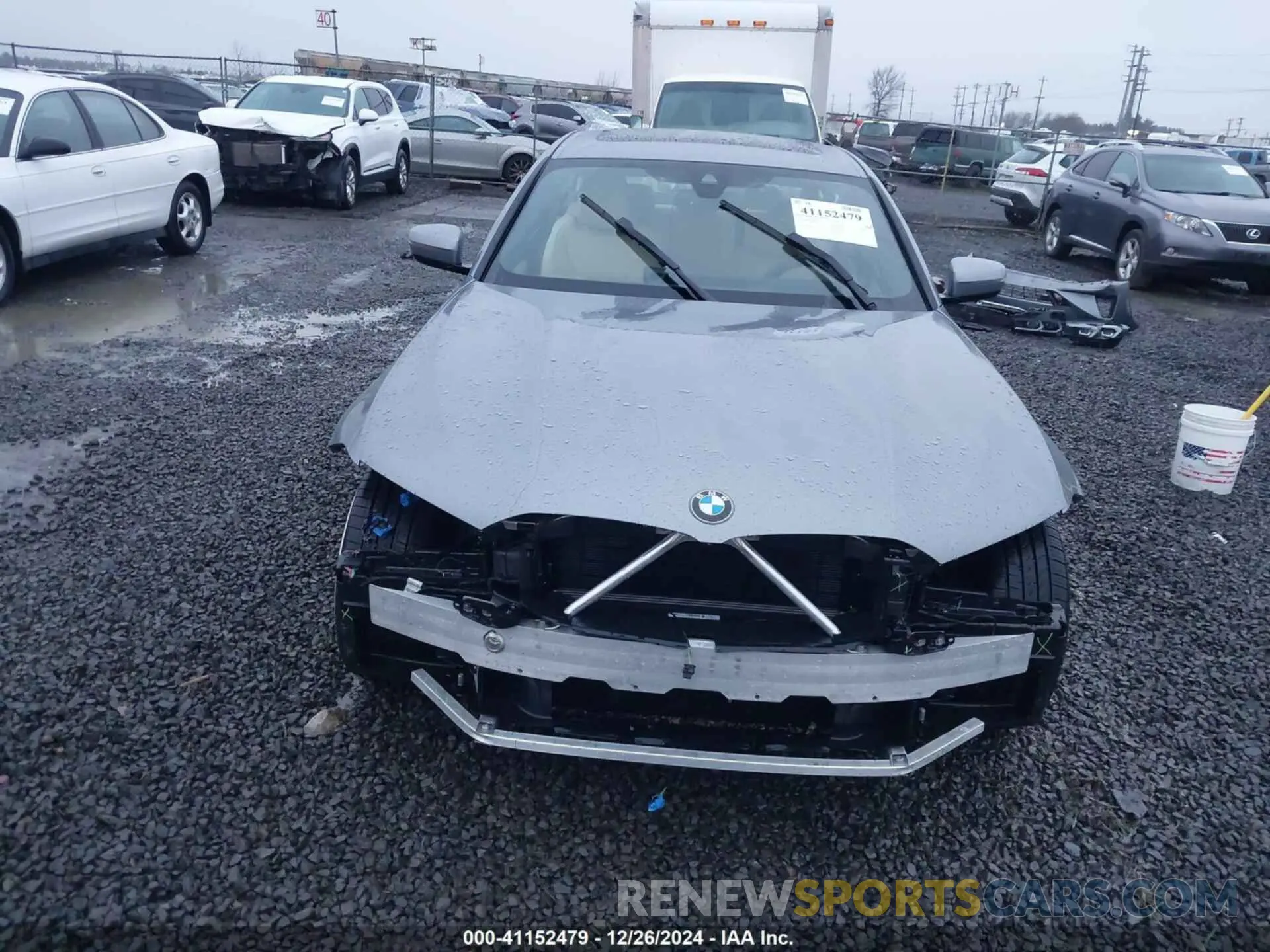 13 fotografías del automóvil dañado 3MW89FF06R8E76045 BMW 3 SERIES 2024