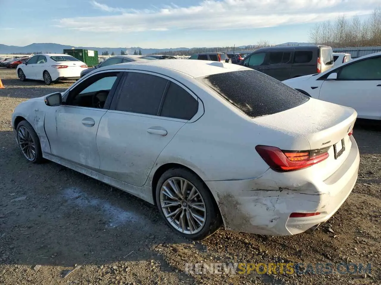 2 fotografías del automóvil dañado 3MW89FF07R8D83454 BMW 3 SERIES 2024