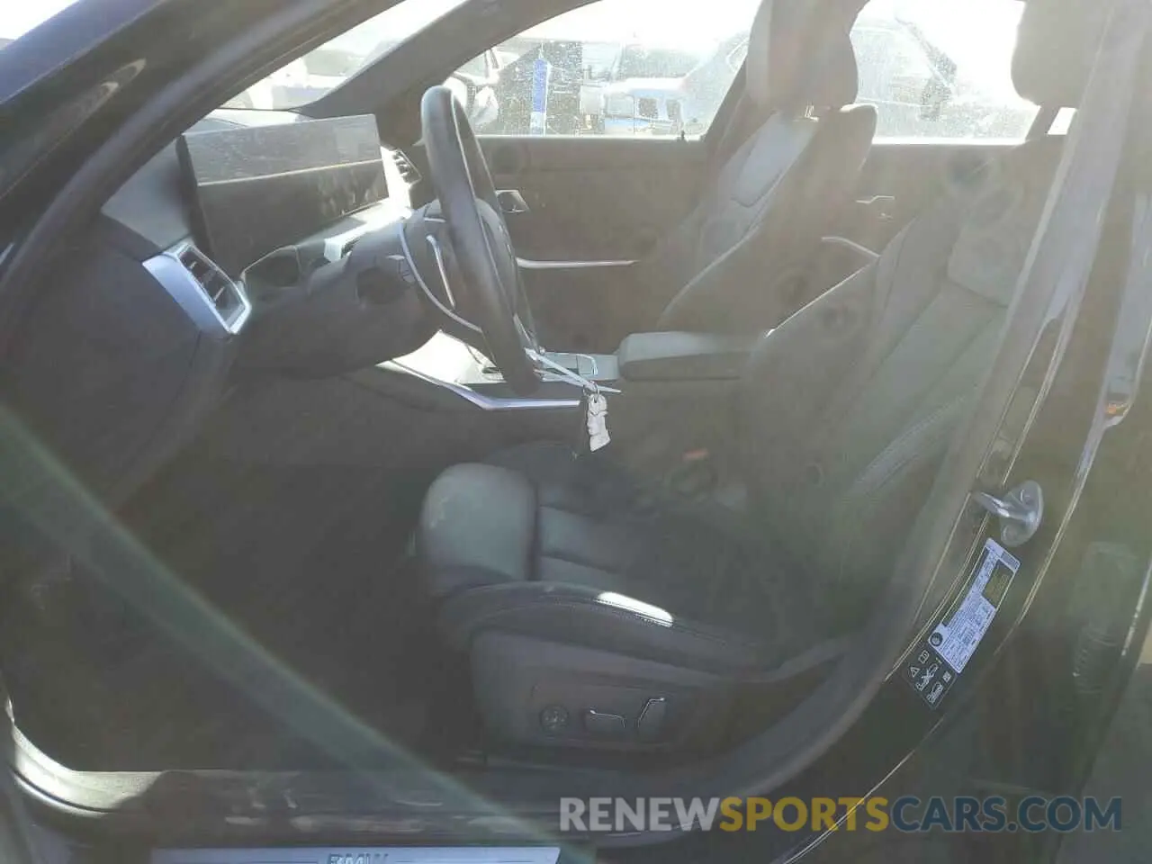 7 fotografías del automóvil dañado 3MW89FF07R8E28991 BMW 3 SERIES 2024