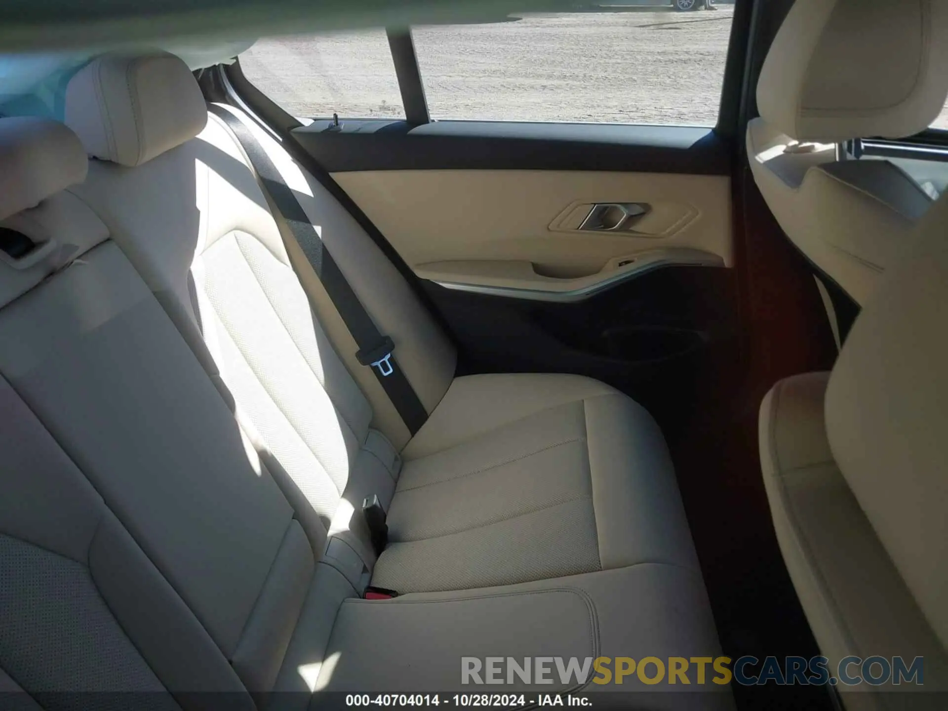 8 fotografías del automóvil dañado 3MW89FF09R8E20701 BMW 3 SERIES 2024