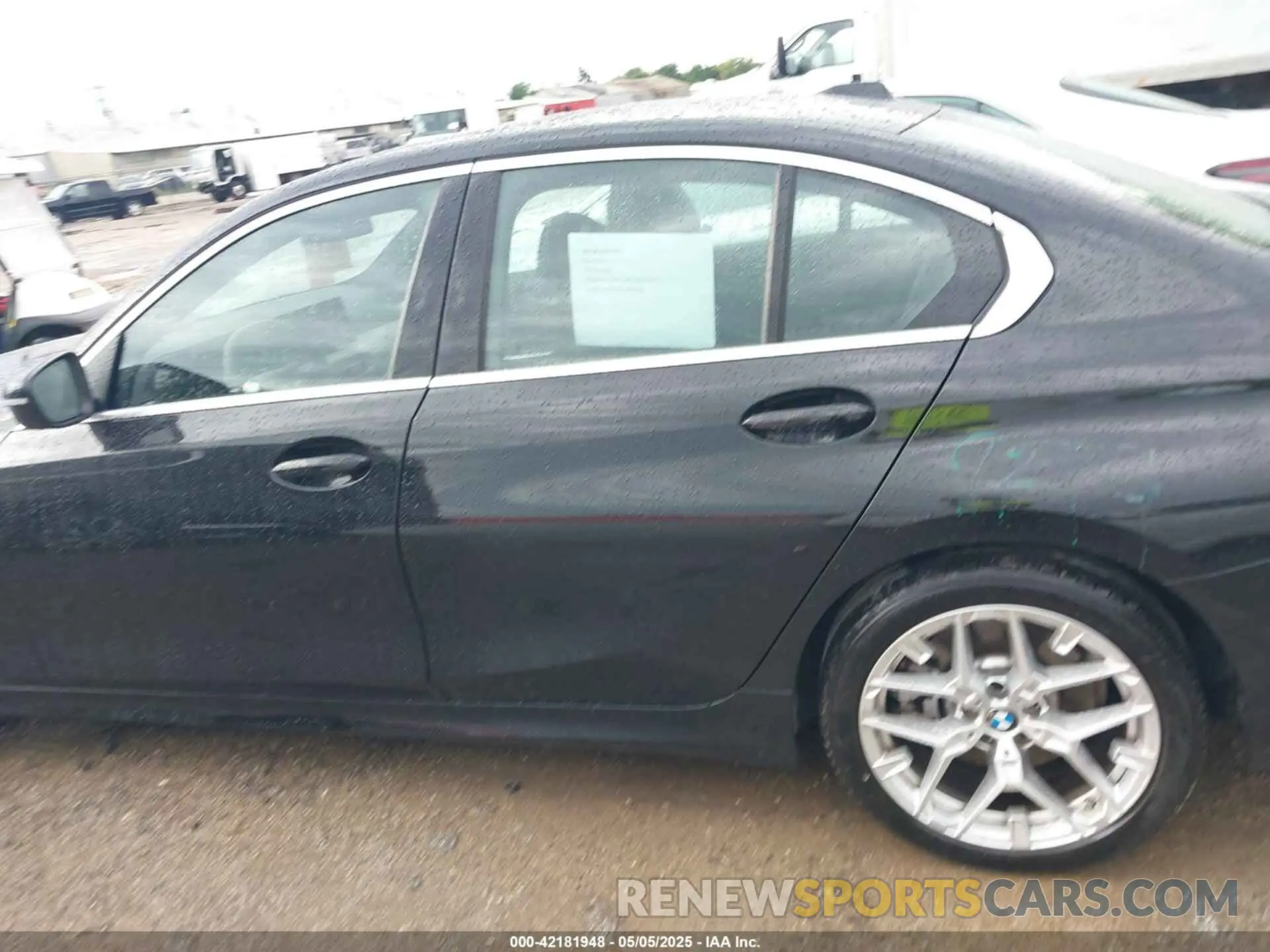 14 fotografías del automóvil dañado 3MW69CW01S8E99275 BMW 3 SERIES 2025