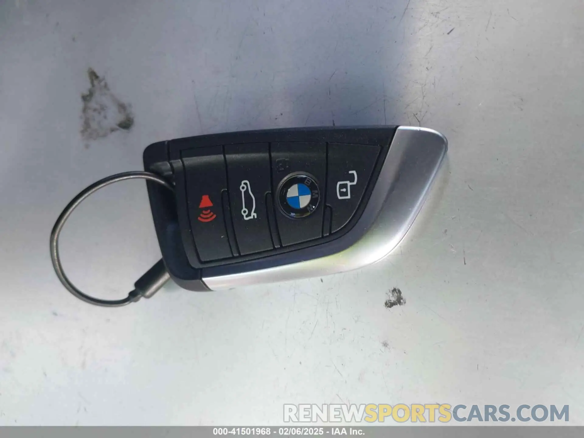 11 fotografías del automóvil dañado 3MW69CW02S8E96501 BMW 3 SERIES 2025