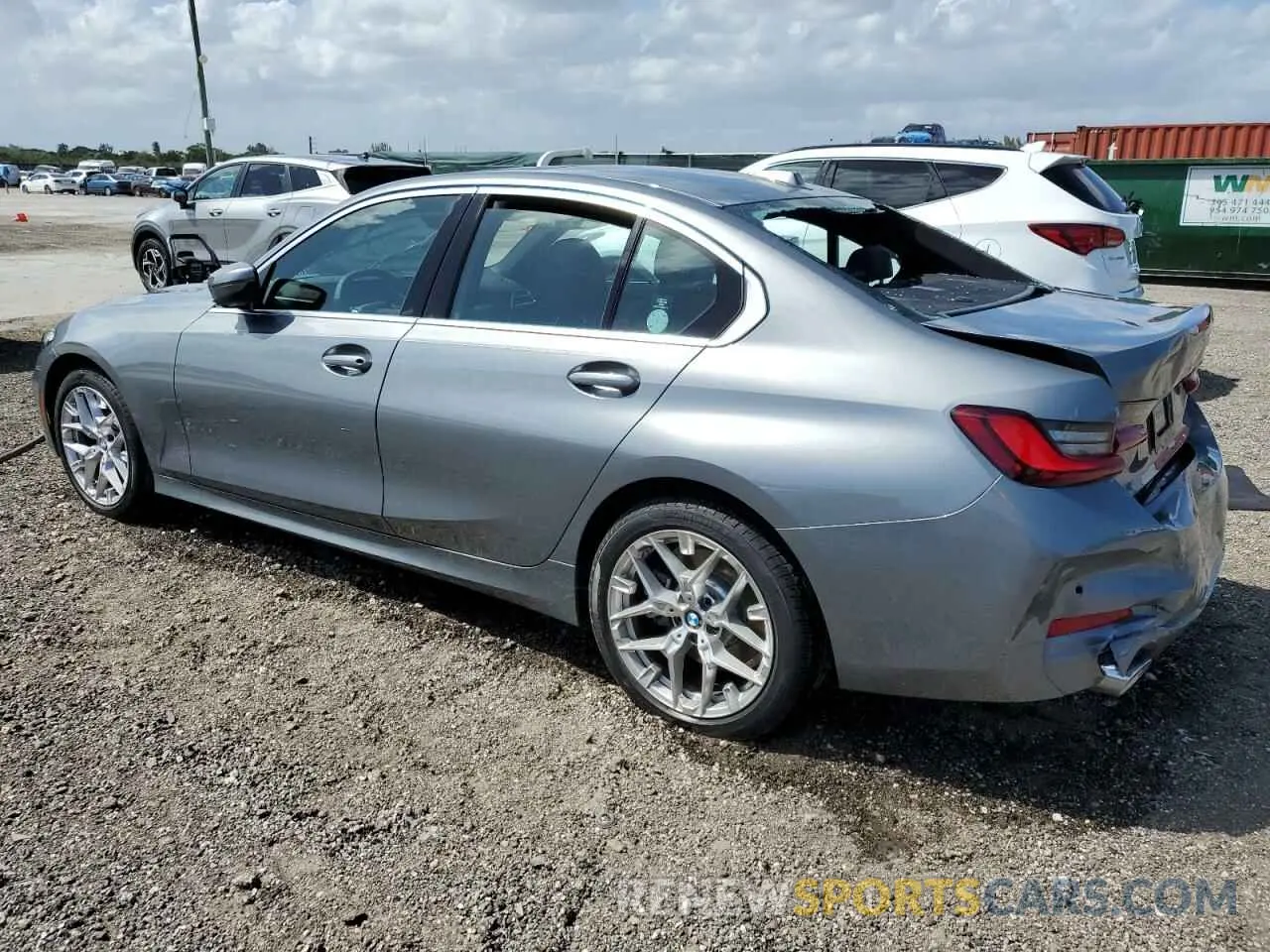 2 fotografías del automóvil dañado 3MW69CW05S8F32987 BMW 3 SERIES 2025