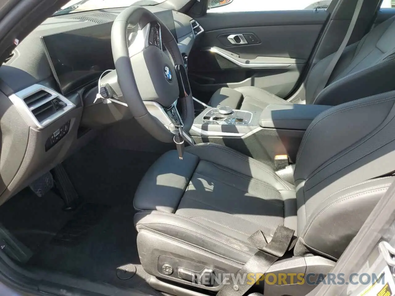 7 fotografías del automóvil dañado 3MW69CW05S8F32987 BMW 3 SERIES 2025