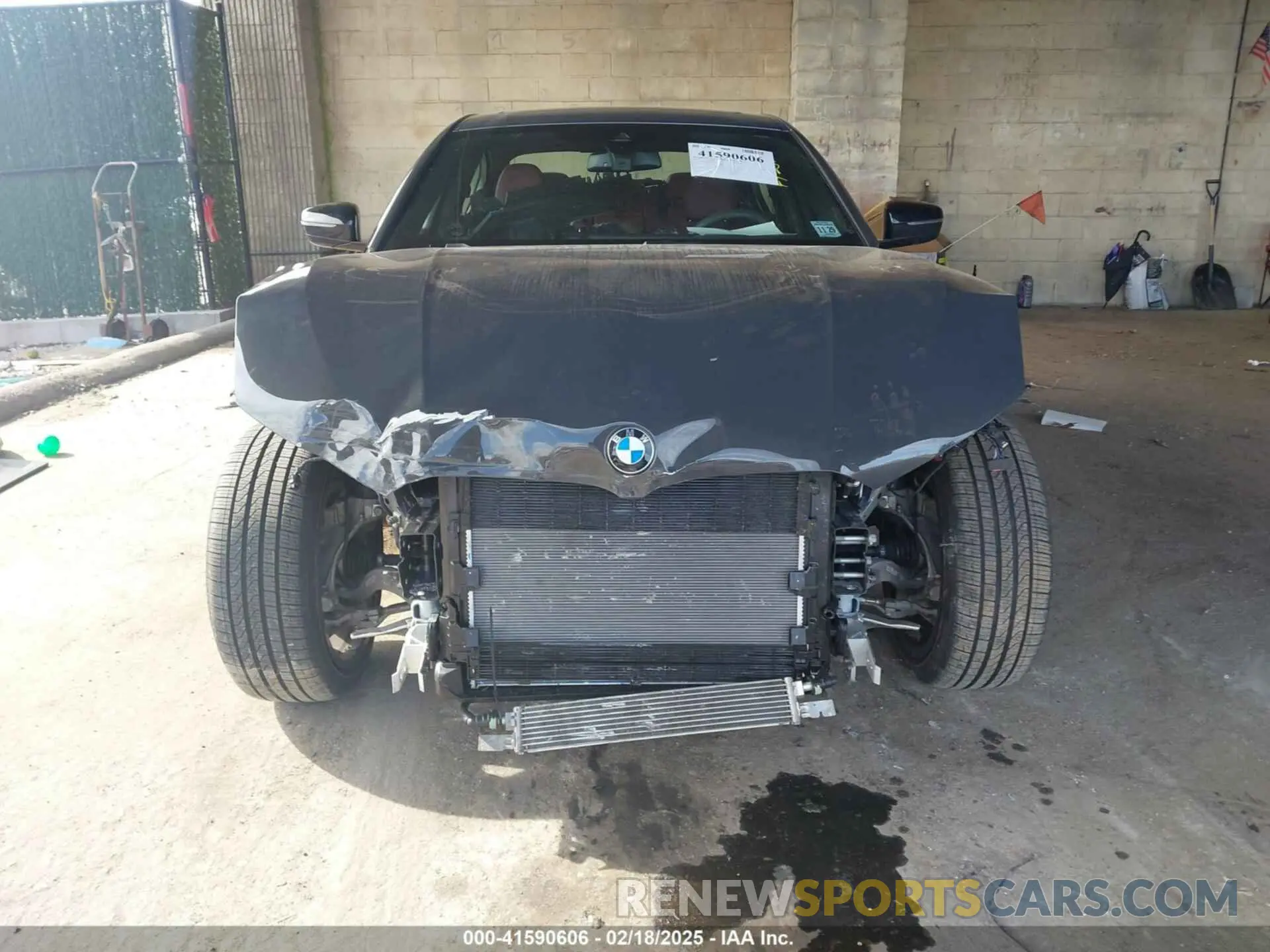 13 fotografías del automóvil dañado 3MW89CW04S8F00511 BMW 3 SERIES 2025
