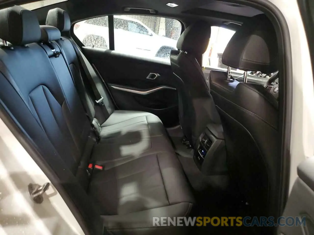 10 fotografías del automóvil dañado 3MW89CW06S8E96025 BMW 3 SERIES 2025