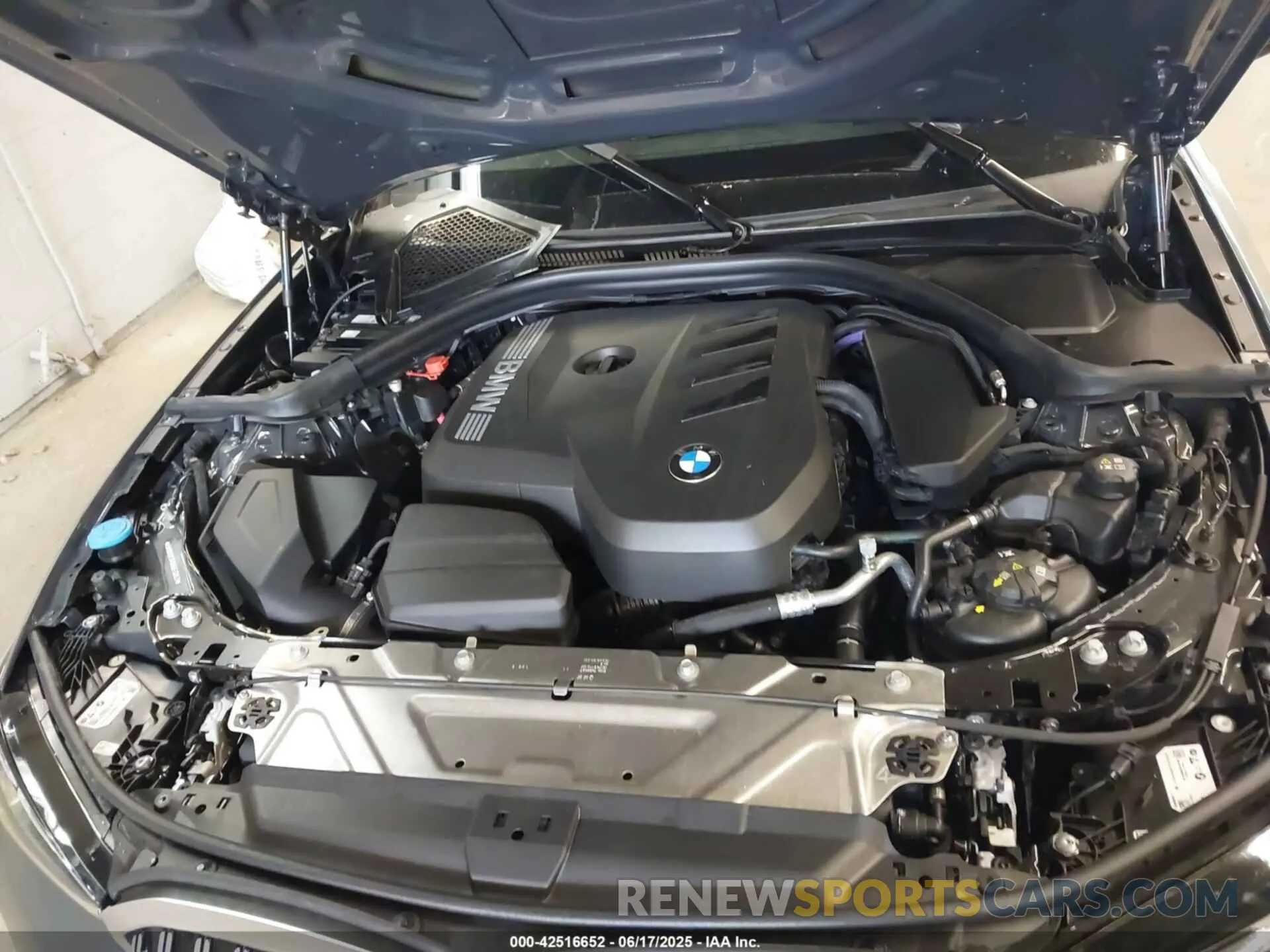 10 fotografías del automóvil dañado 3MW89CW08S8F31843 BMW 3 SERIES 2025