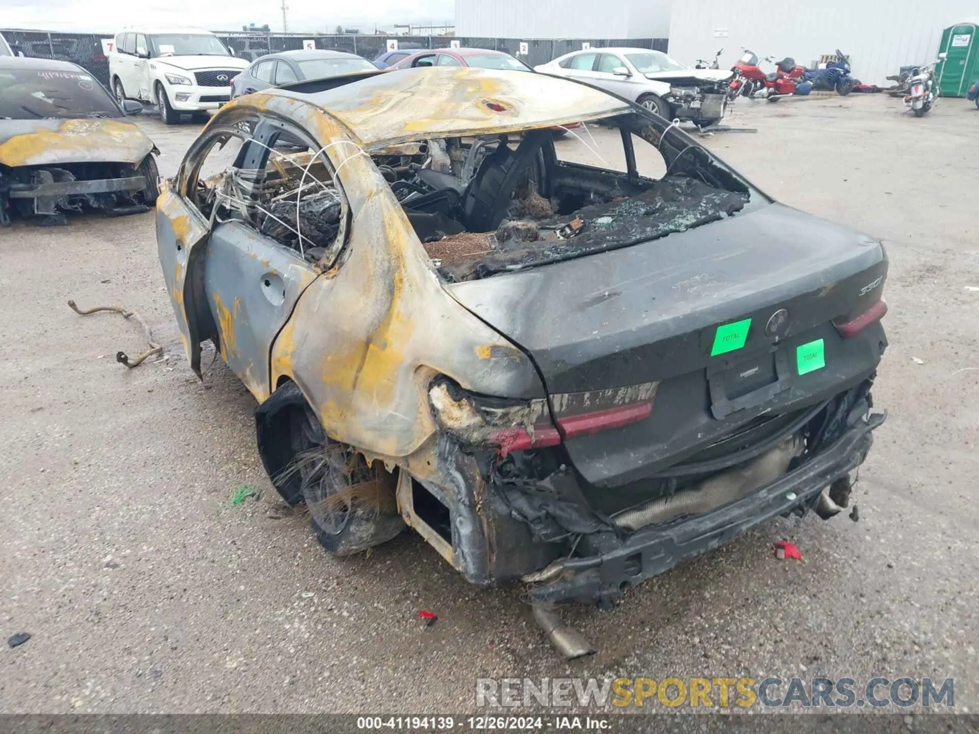 3 fotografías del automóvil dañado 3MW5R1J56K8B01965 BMW 330I 2019