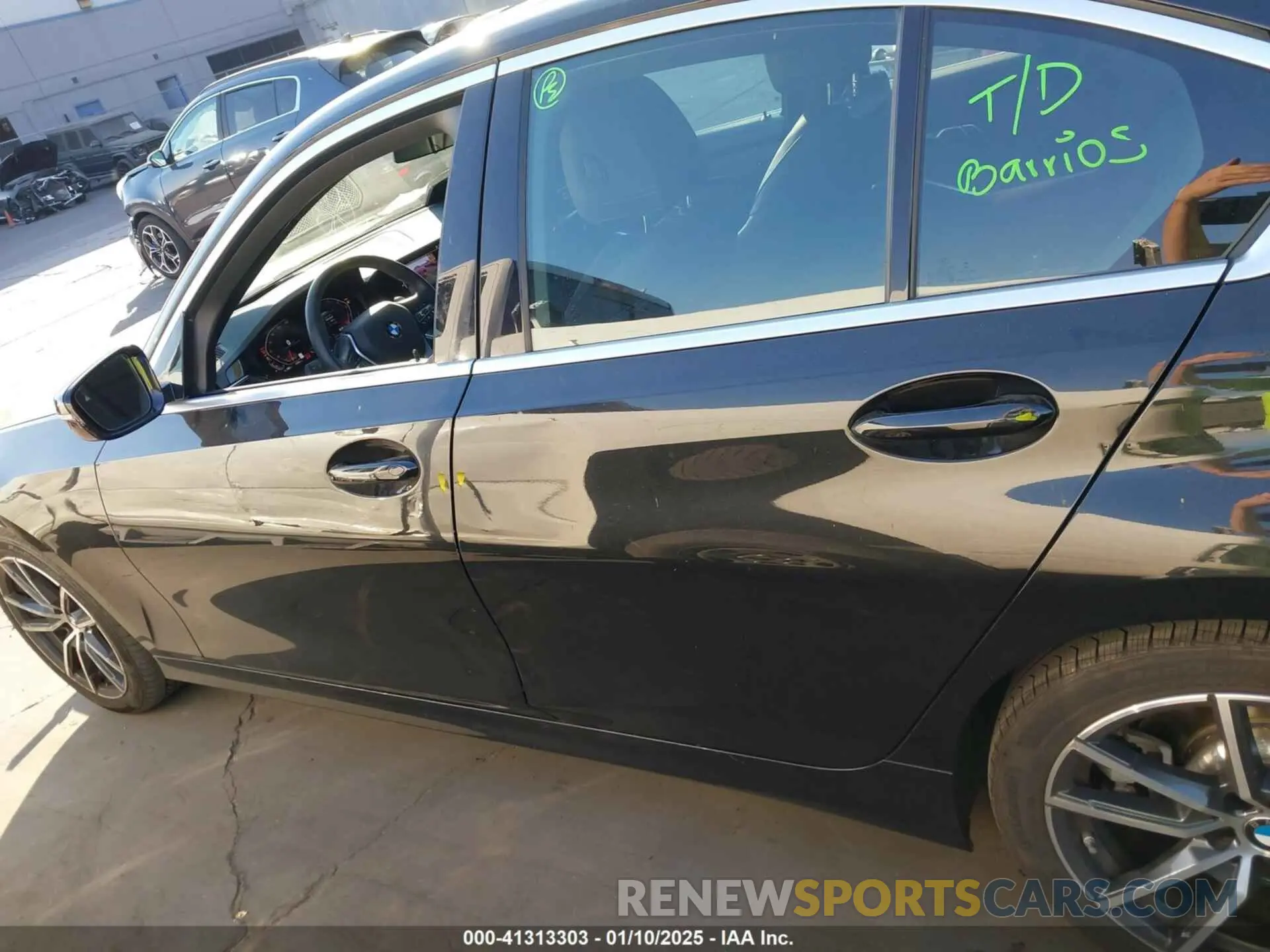 15 fotografías del automóvil dañado 3MW5R1J57K8B03367 BMW 330I 2019