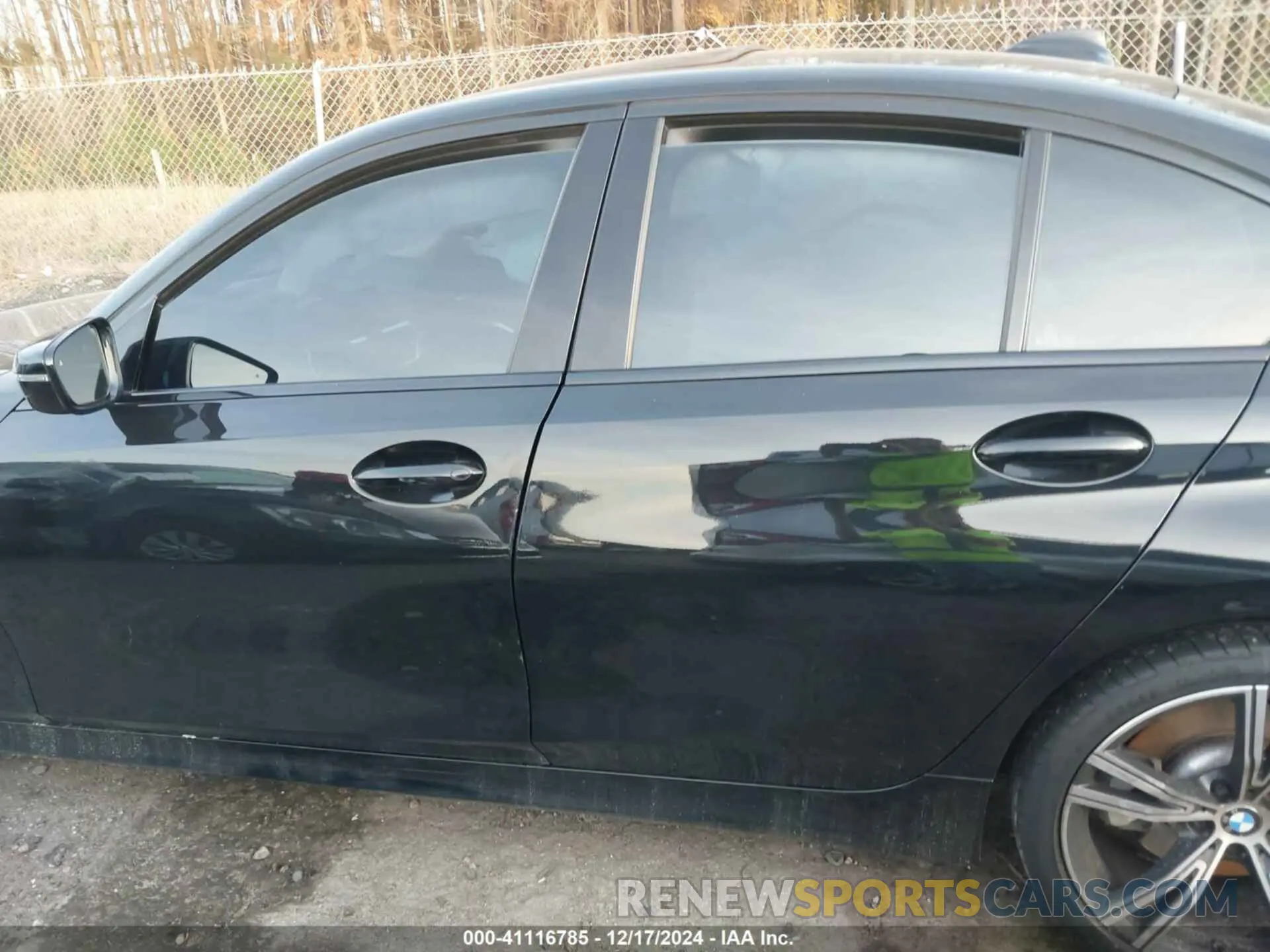 13 fotografías del automóvil dañado 3MW5R7J51K8A04935 BMW 330I 2019