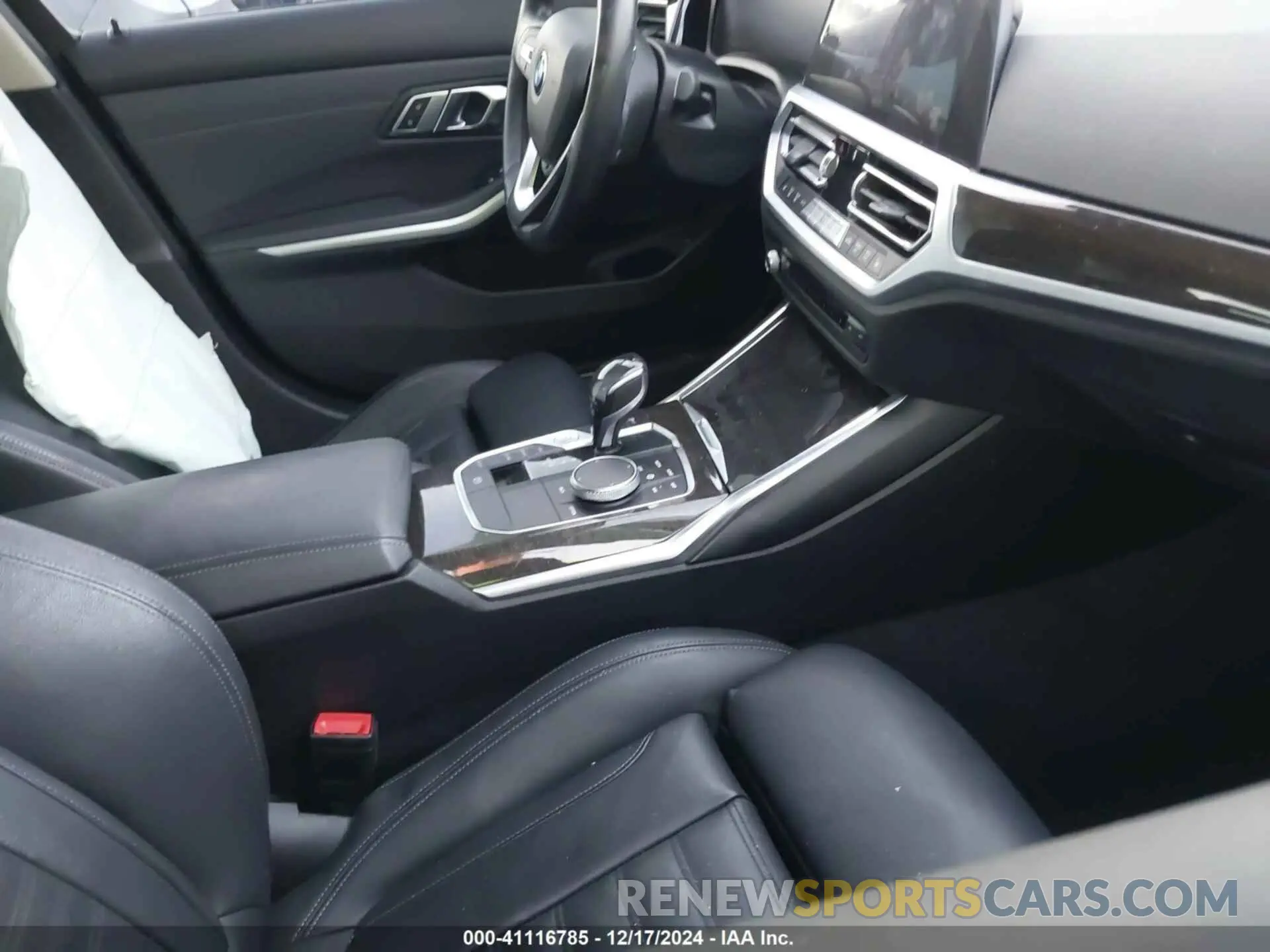 5 fotografías del automóvil dañado 3MW5R7J51K8A04935 BMW 330I 2019
