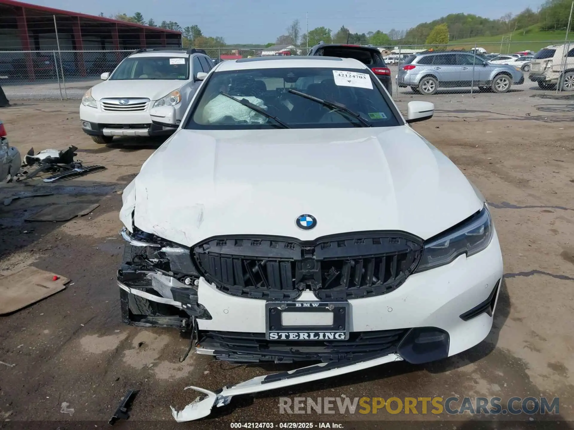 13 fotografías del automóvil dañado 3MW5R7J51K8A05356 BMW 330I 2019