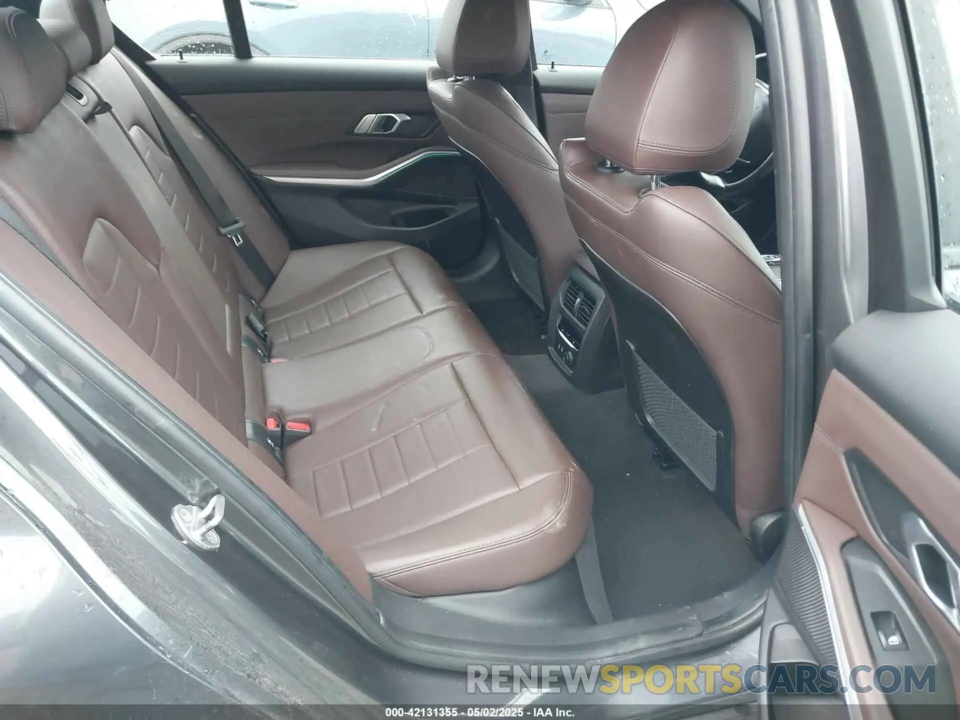 8 fotografías del automóvil dañado 3MW5R7J54K8A05383 BMW 330I 2019