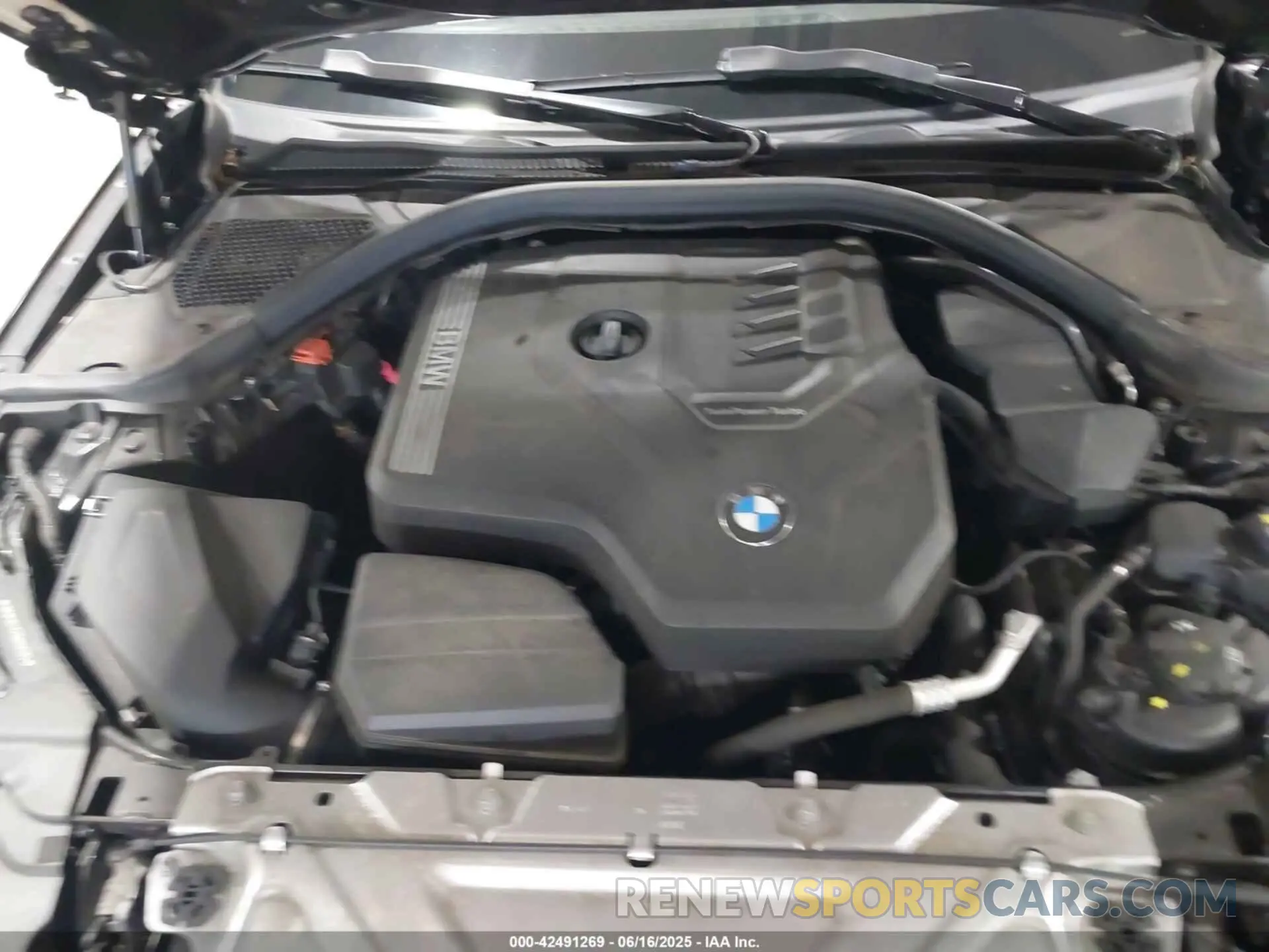 10 fotografías del automóvil dañado 3MW5R7J54K8B00283 BMW 330I 2019