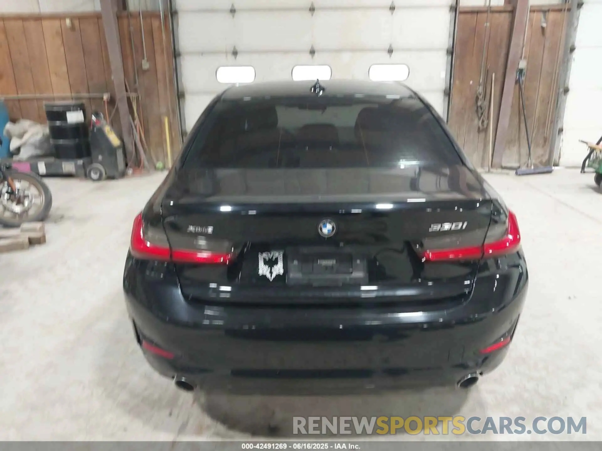 16 fotografías del automóvil dañado 3MW5R7J54K8B00283 BMW 330I 2019