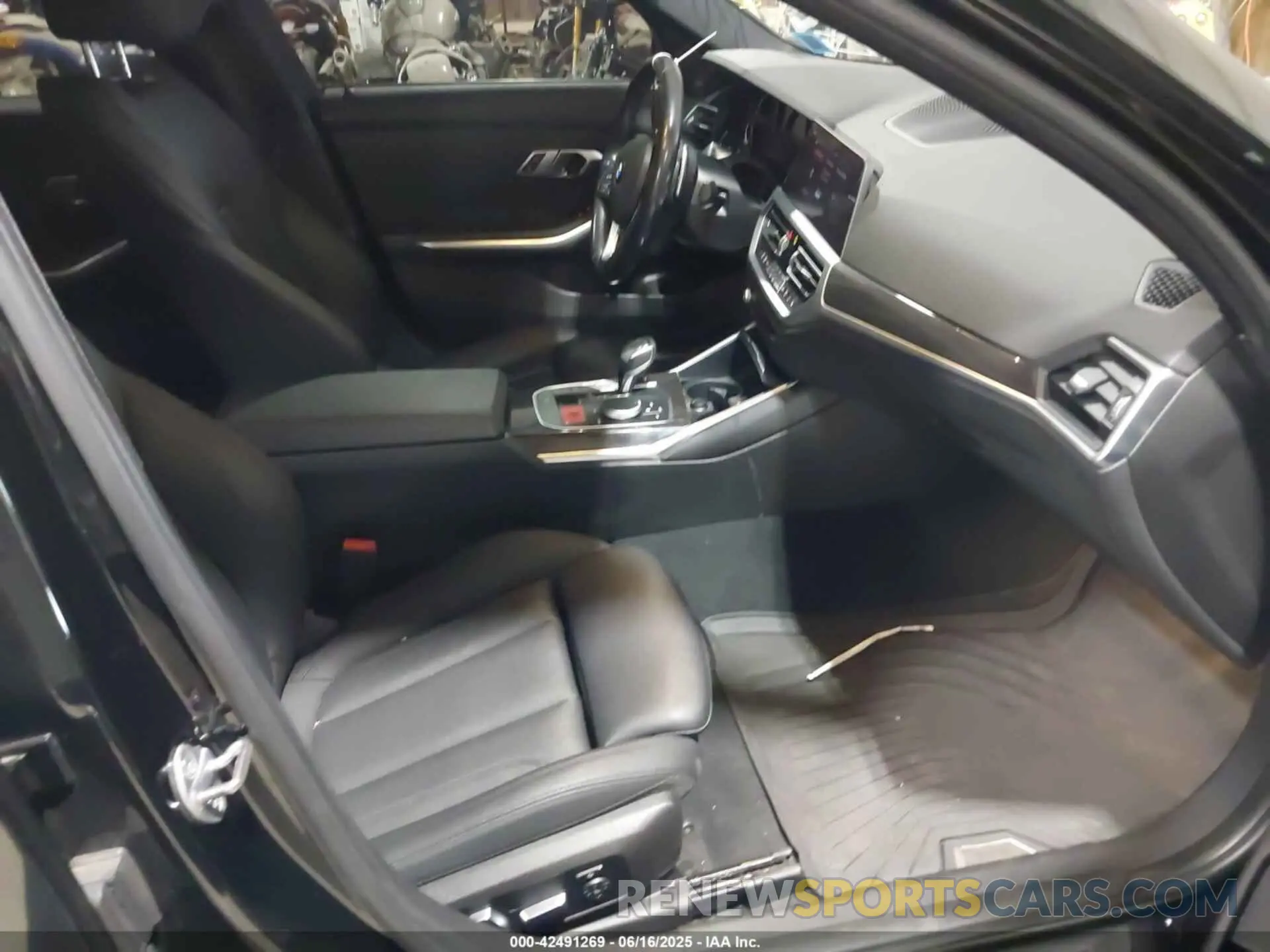 5 fotografías del automóvil dañado 3MW5R7J54K8B00283 BMW 330I 2019