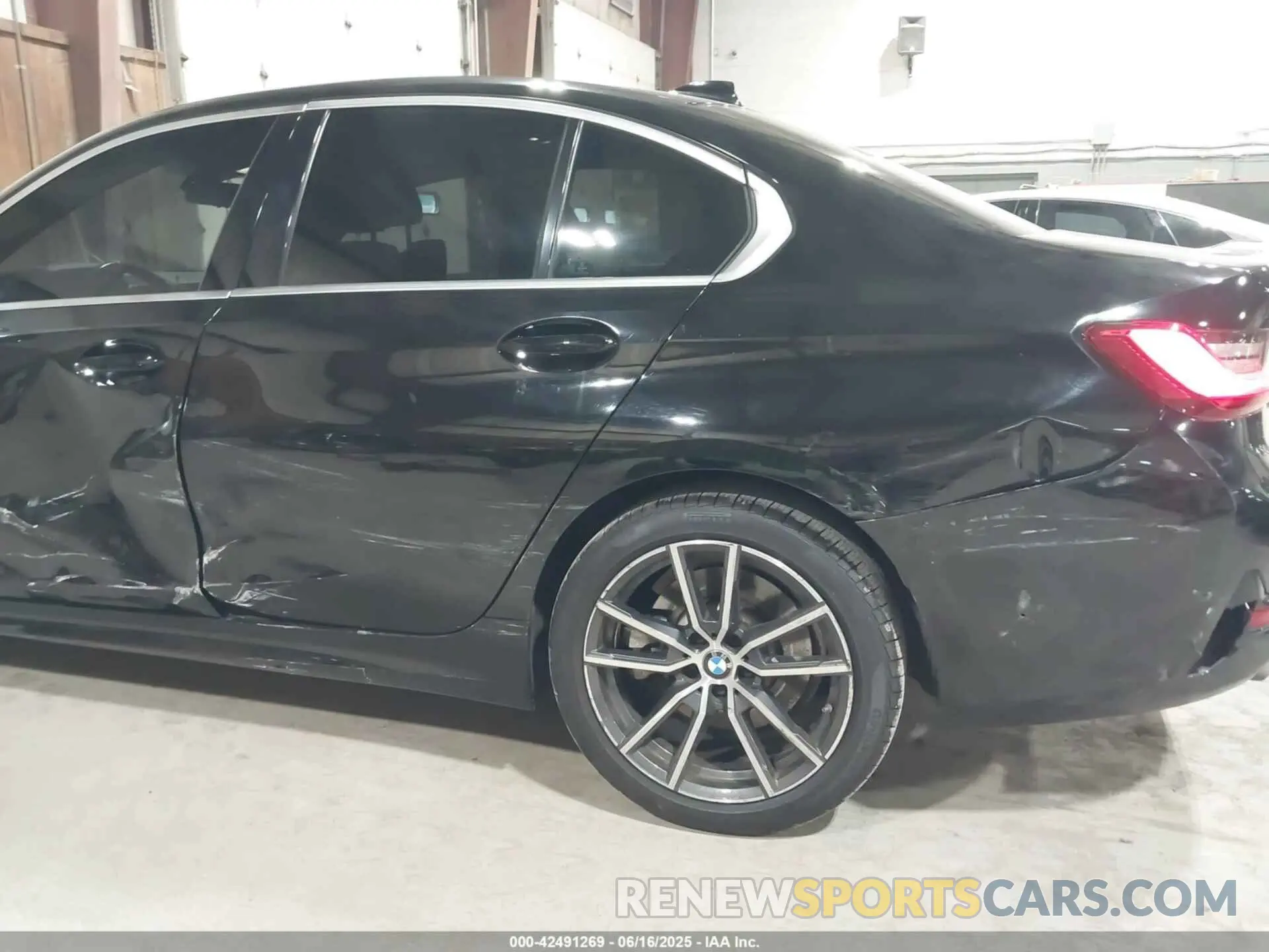 6 fotografías del automóvil dañado 3MW5R7J54K8B00283 BMW 330I 2019
