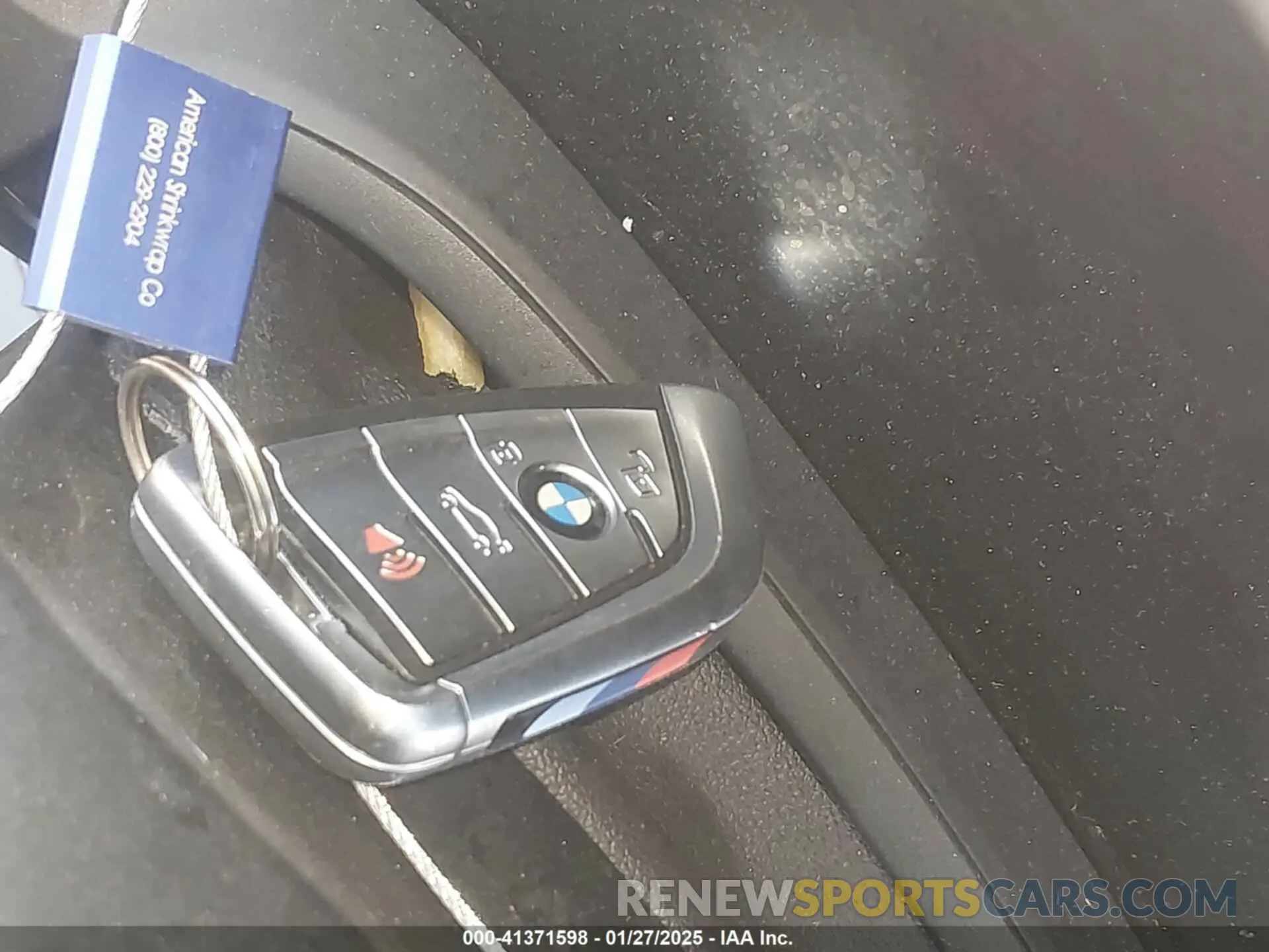 11 fotografías del automóvil dañado WBA5R1C51KAK07628 BMW 330I 2019