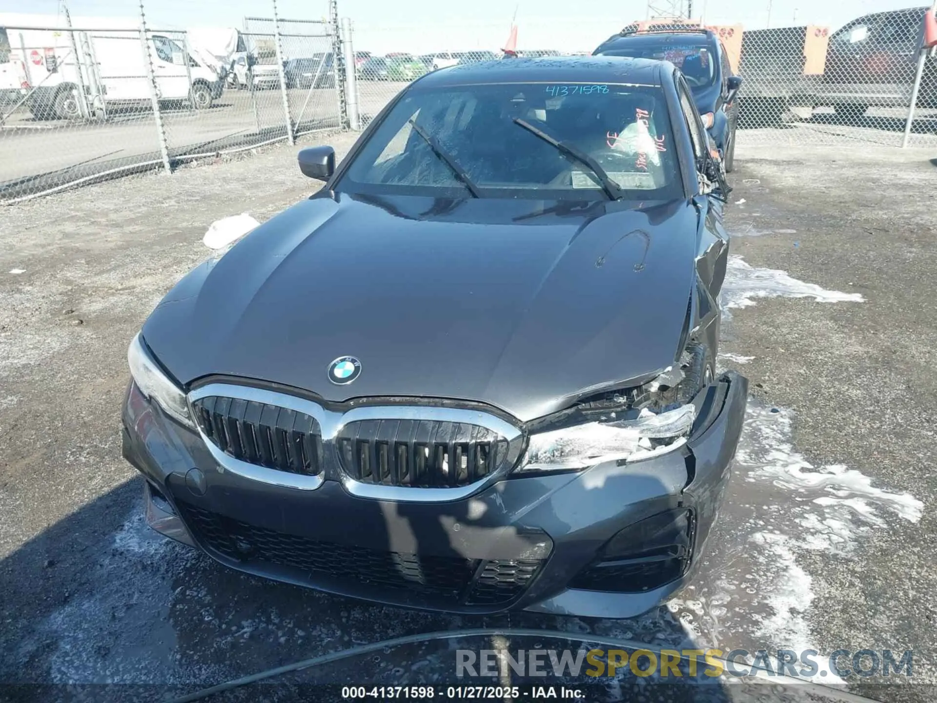 12 fotografías del automóvil dañado WBA5R1C51KAK07628 BMW 330I 2019