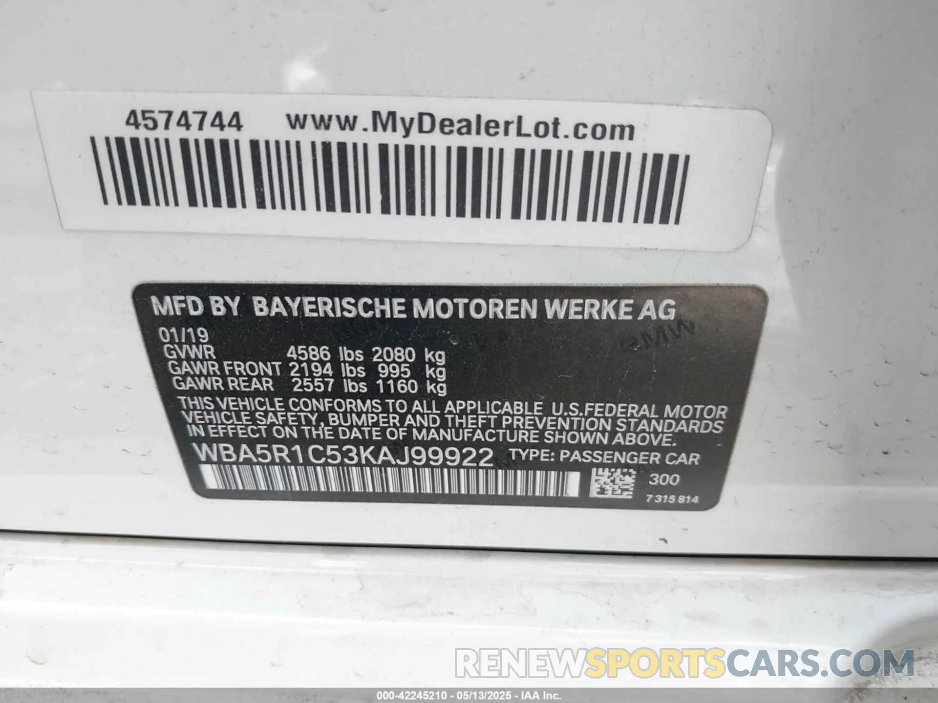 9 fotografías del automóvil dañado WBA5R1C53KAJ99922 BMW 330I 2019
