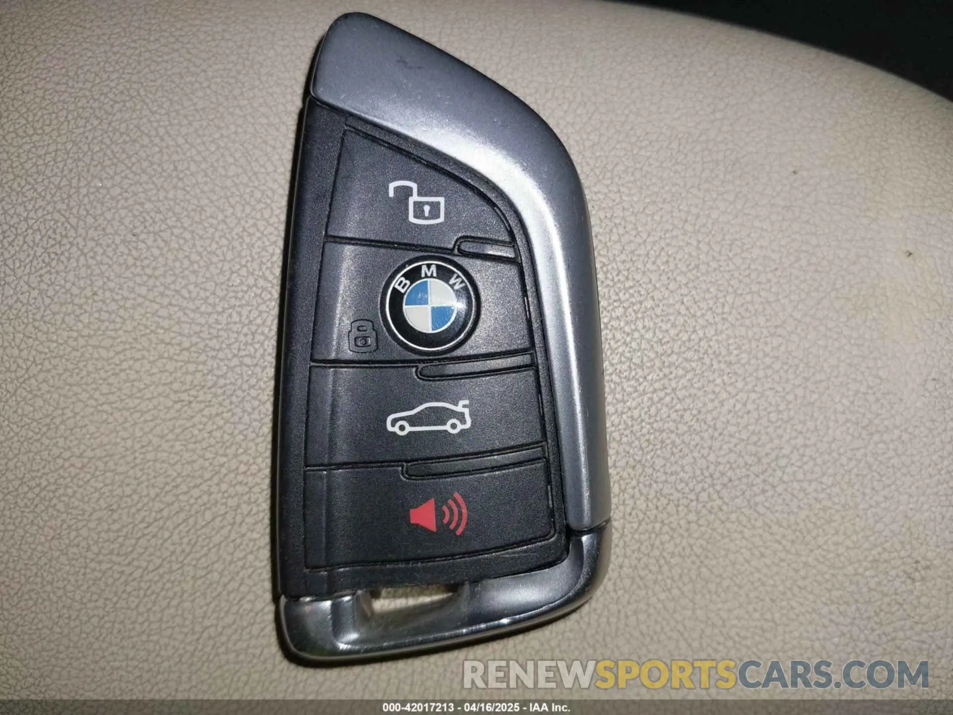 11 fotografías del automóvil dañado WBA5R1C53KAK06271 BMW 330I 2019