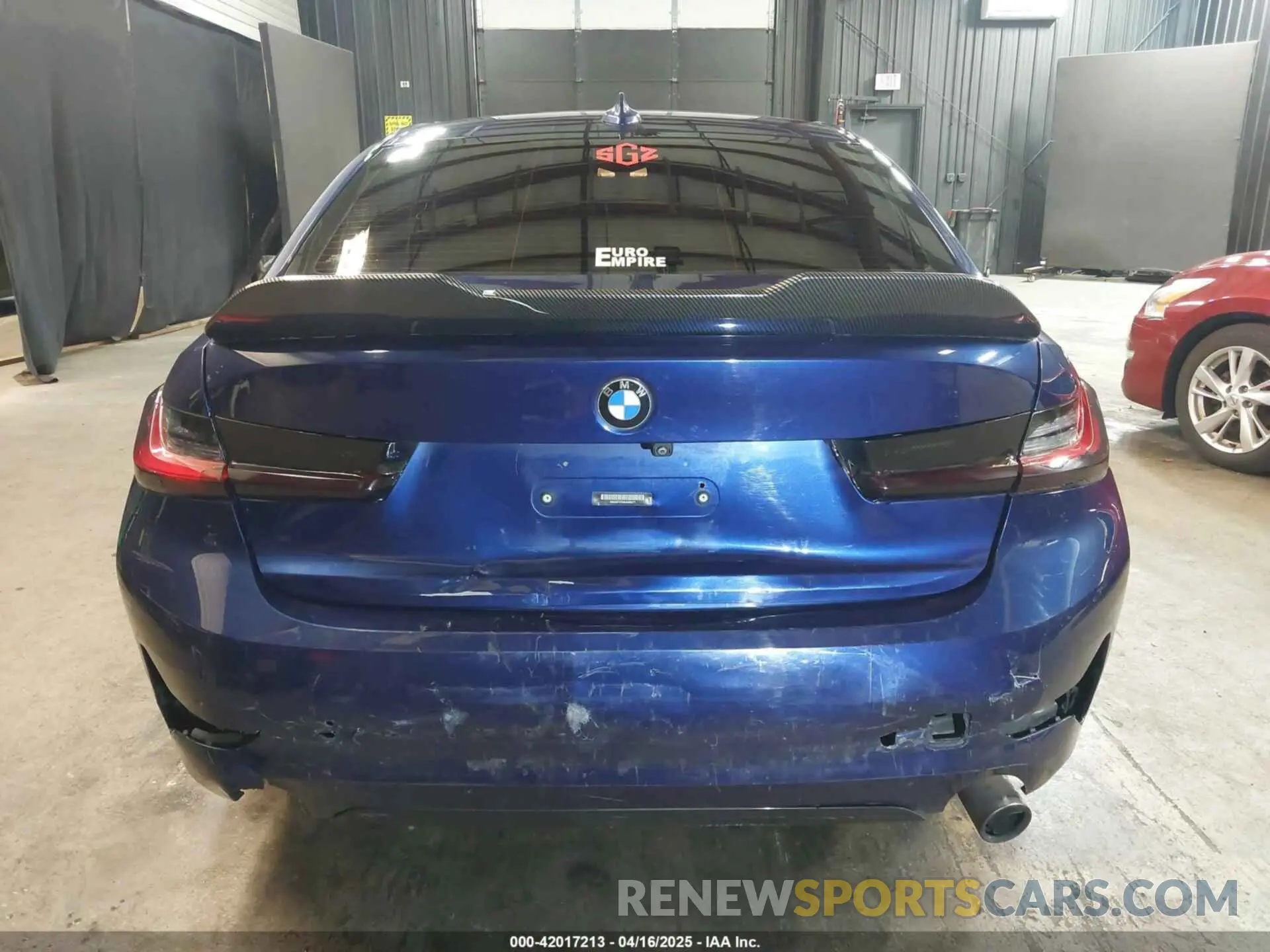 17 fotografías del automóvil dañado WBA5R1C53KAK06271 BMW 330I 2019