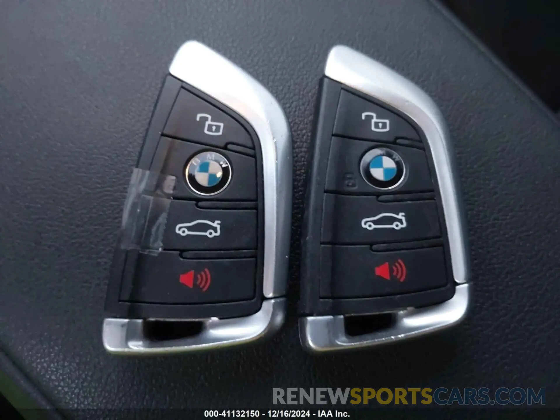 11 fotografías del automóvil dañado WBA5R1C53KAK09705 BMW 330I 2019