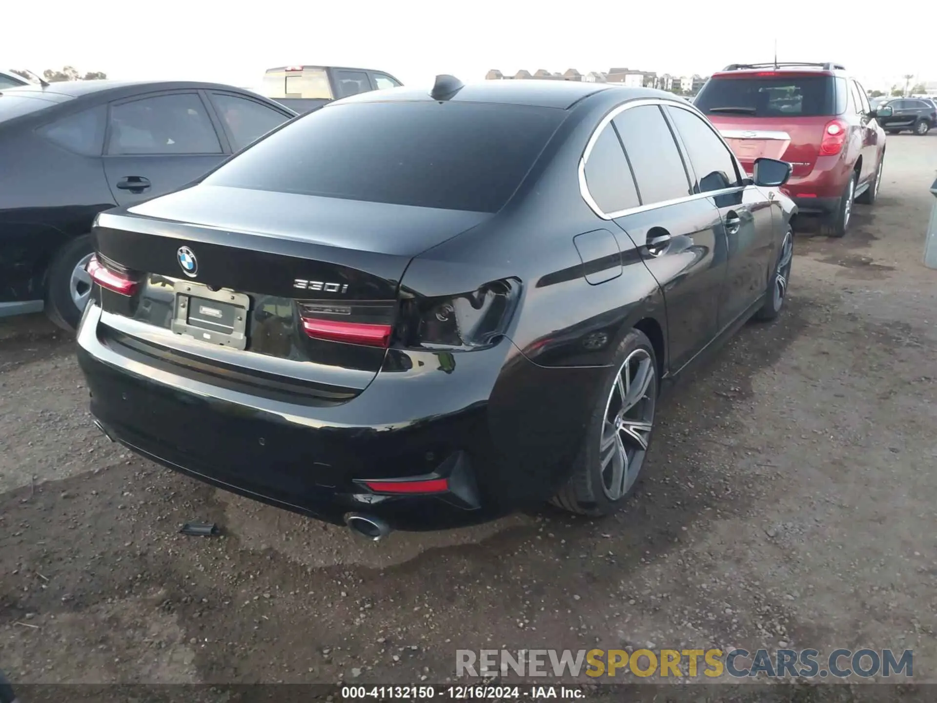 4 fotografías del automóvil dañado WBA5R1C53KAK09705 BMW 330I 2019