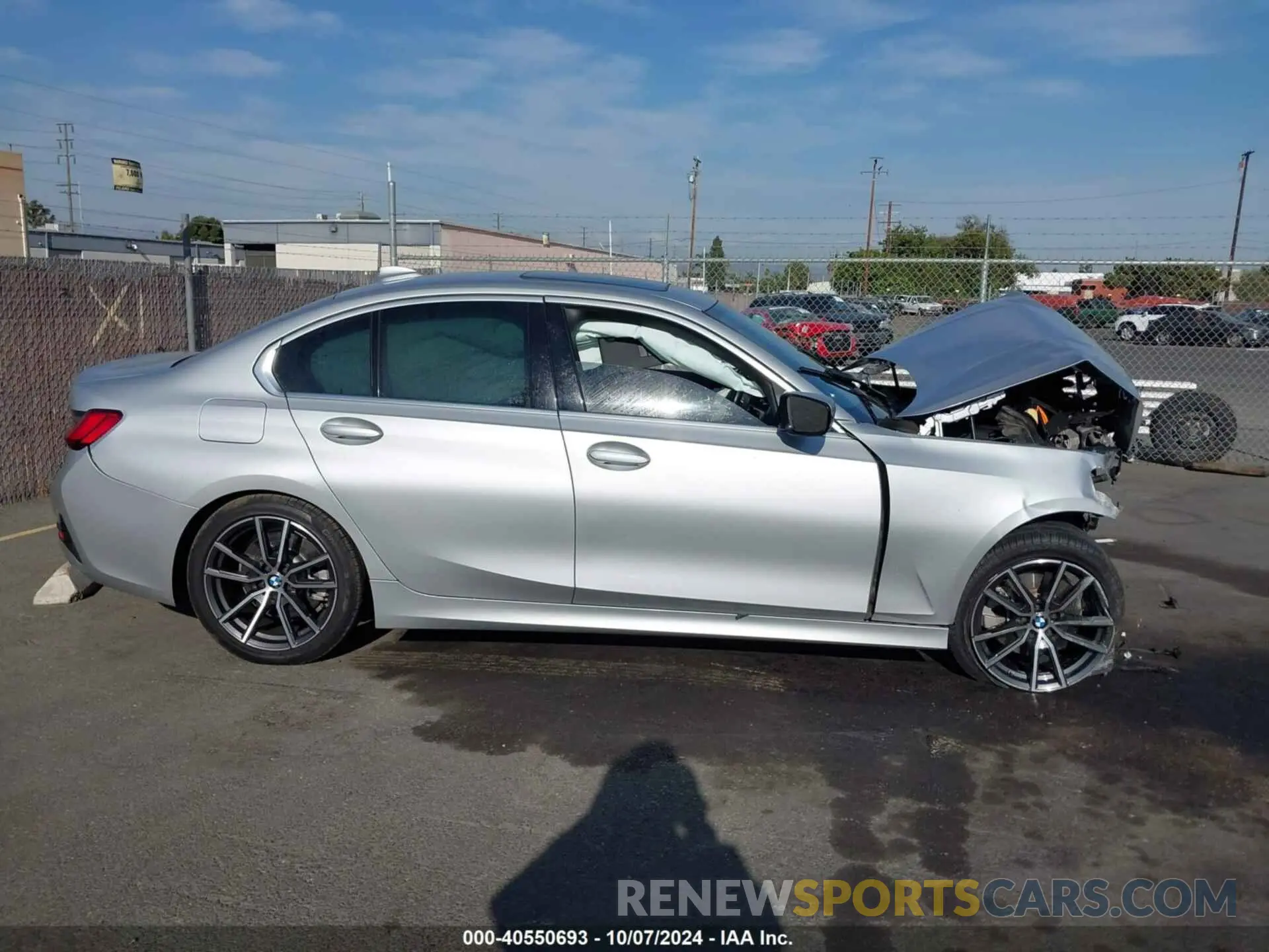 13 fotografías del automóvil dañado WBA5R1C55KAK09785 BMW 330I 2019