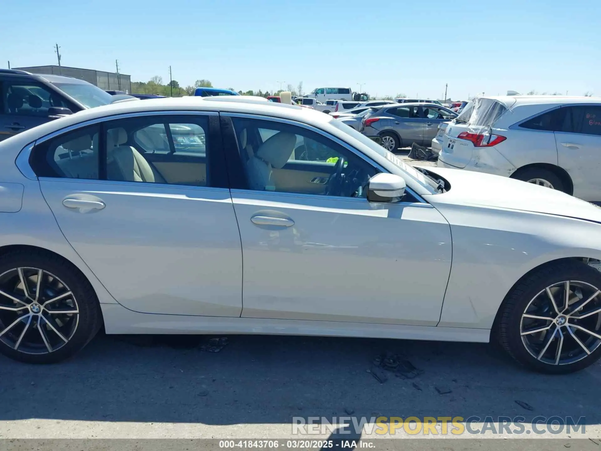 14 fotografías del automóvil dañado WBA5R1C58KAK07061 BMW 330I 2019