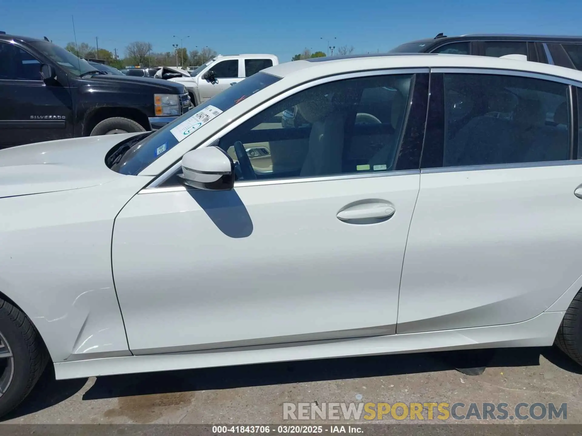 15 fotografías del automóvil dañado WBA5R1C58KAK07061 BMW 330I 2019