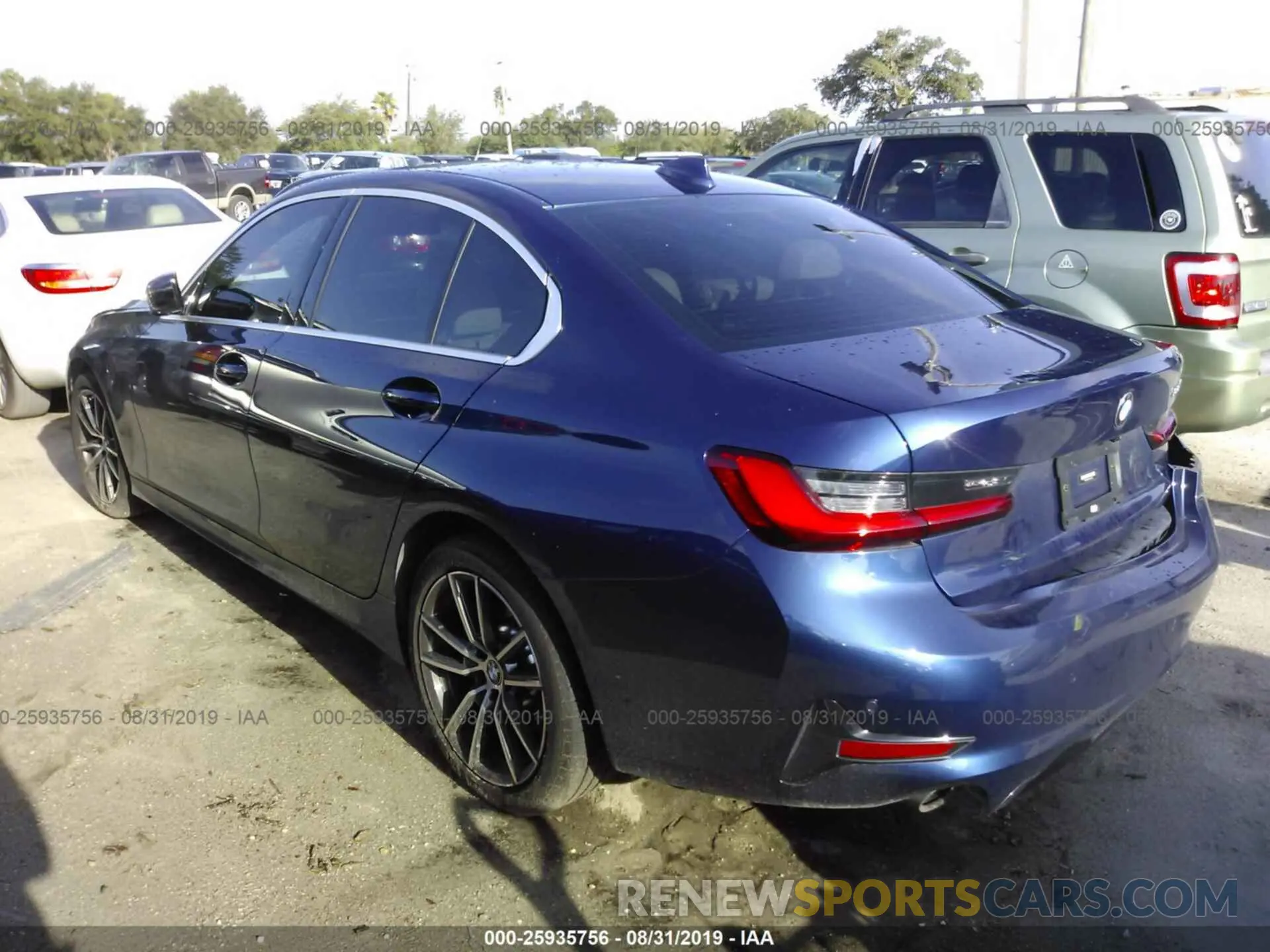 3 fotografías del automóvil dañado WBA5R1C59KAK07408 BMW 330I 2019