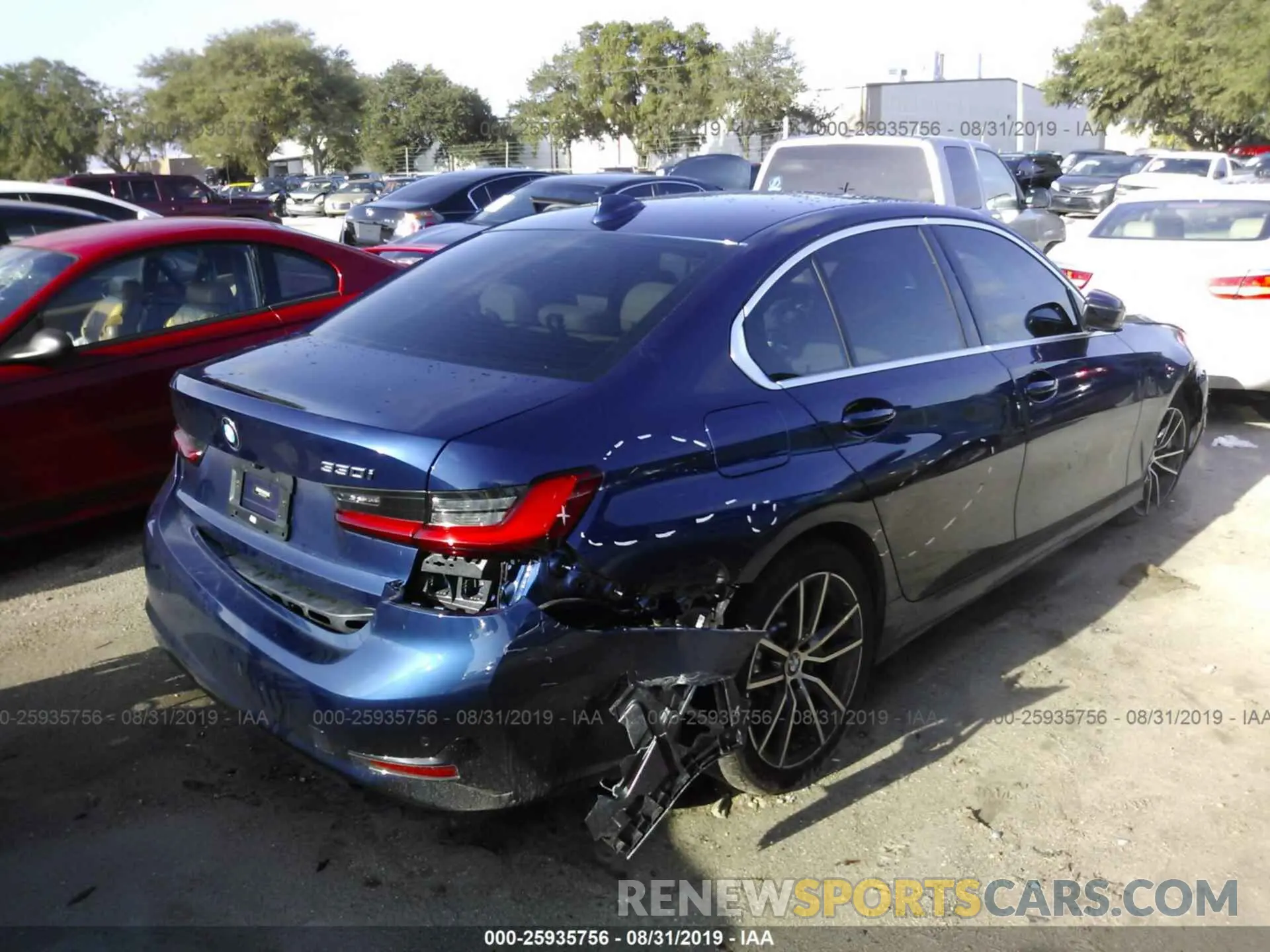 4 fotografías del automóvil dañado WBA5R1C59KAK07408 BMW 330I 2019