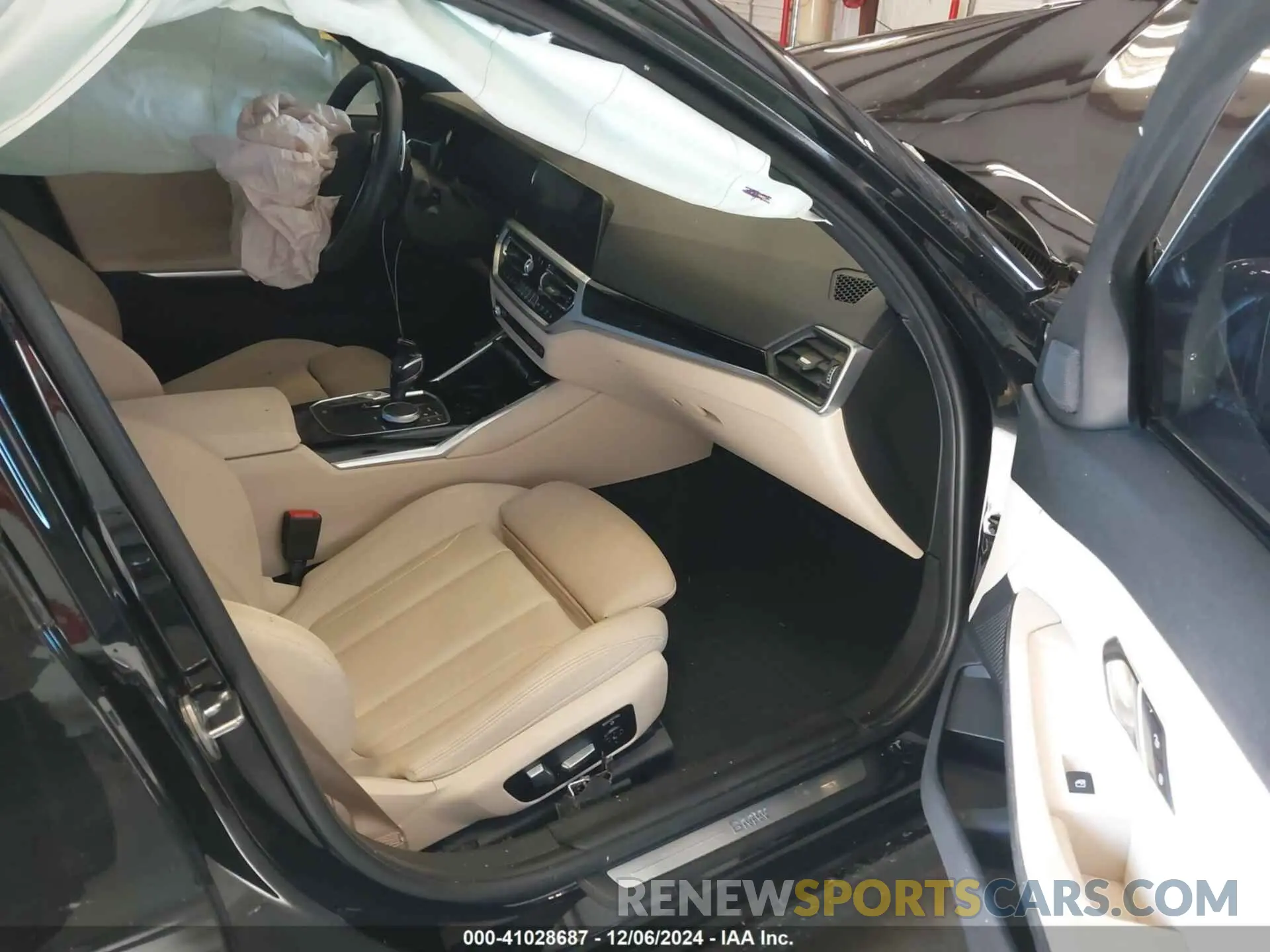 5 fotografías del automóvil dañado WBA5R1C59KAK08803 BMW 330I 2019