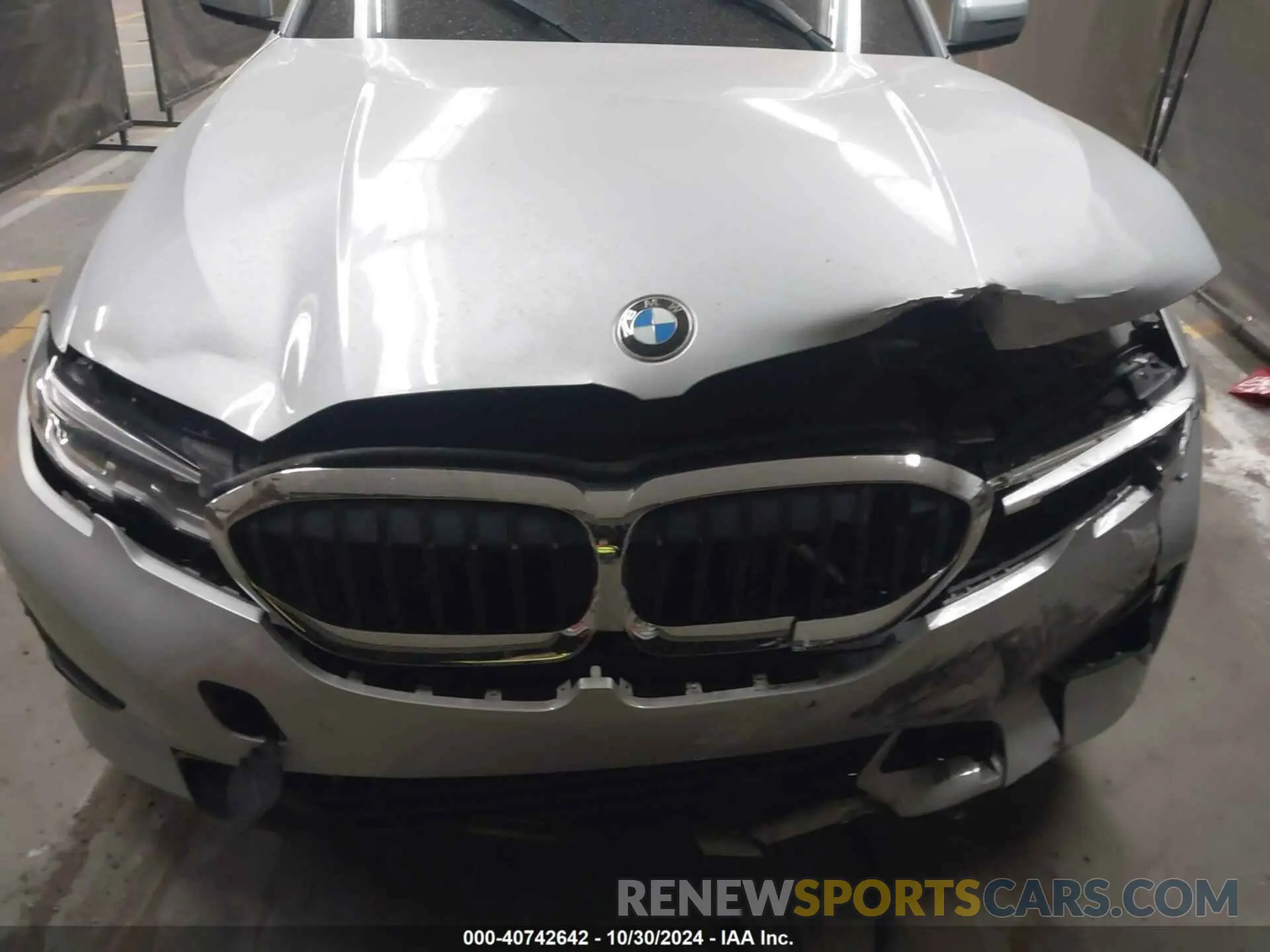 12 fotografías del automóvil dañado WBA5R1C59KAK09028 BMW 330I 2019