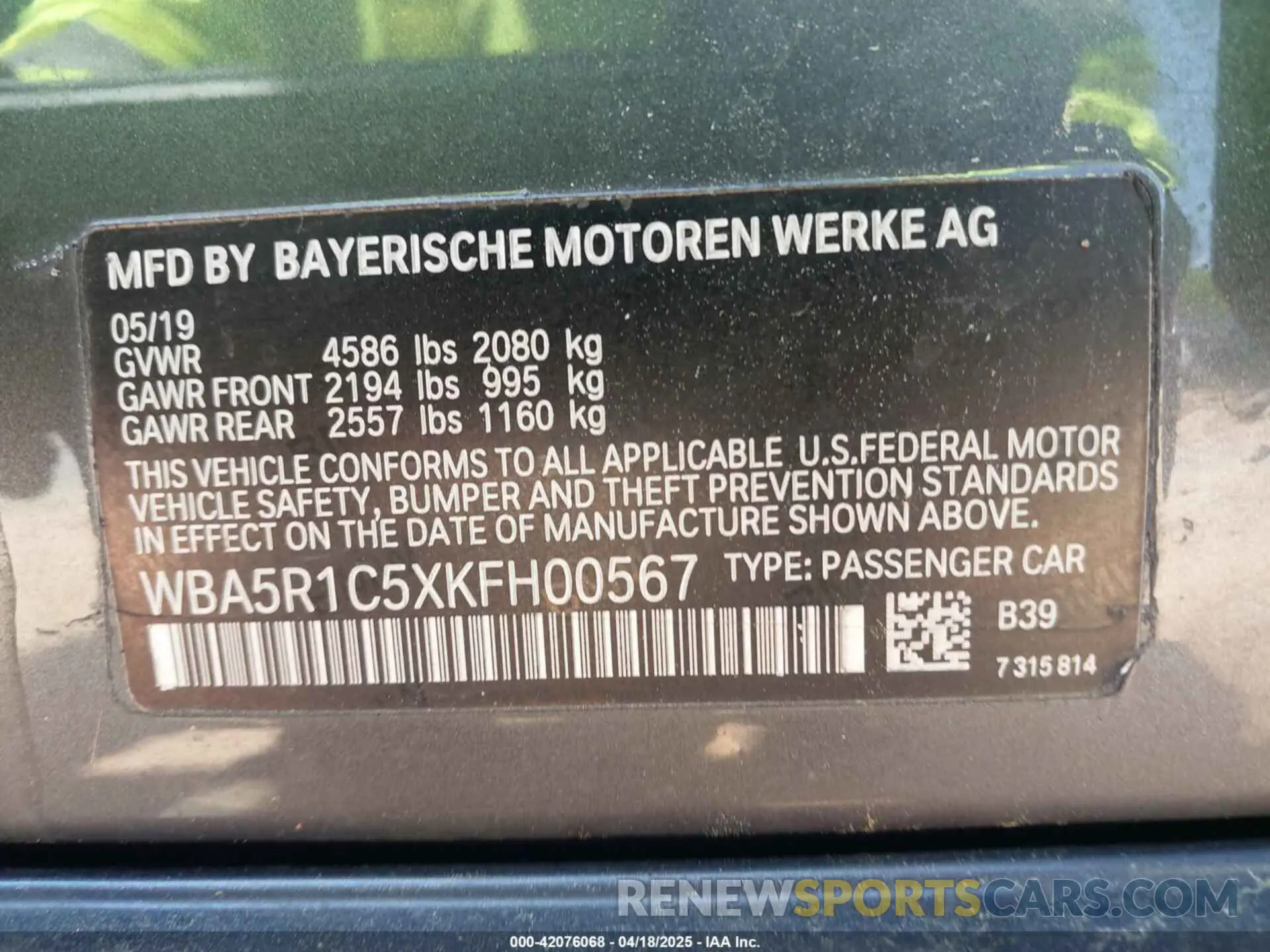 9 fotografías del automóvil dañado WBA5R1C5XKFH00567 BMW 330I 2019