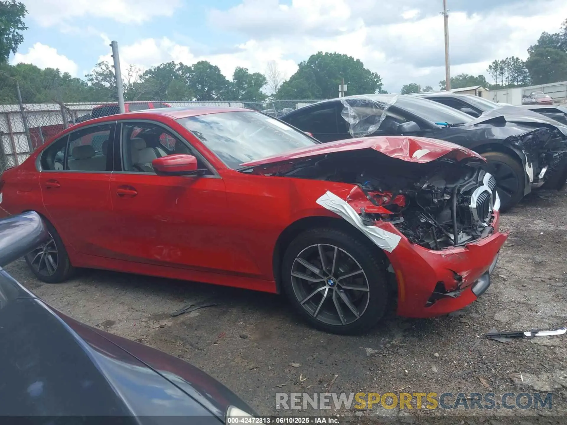 13 fotografías del automóvil dañado WBA5R7C50KAJ85253 BMW 330I 2019