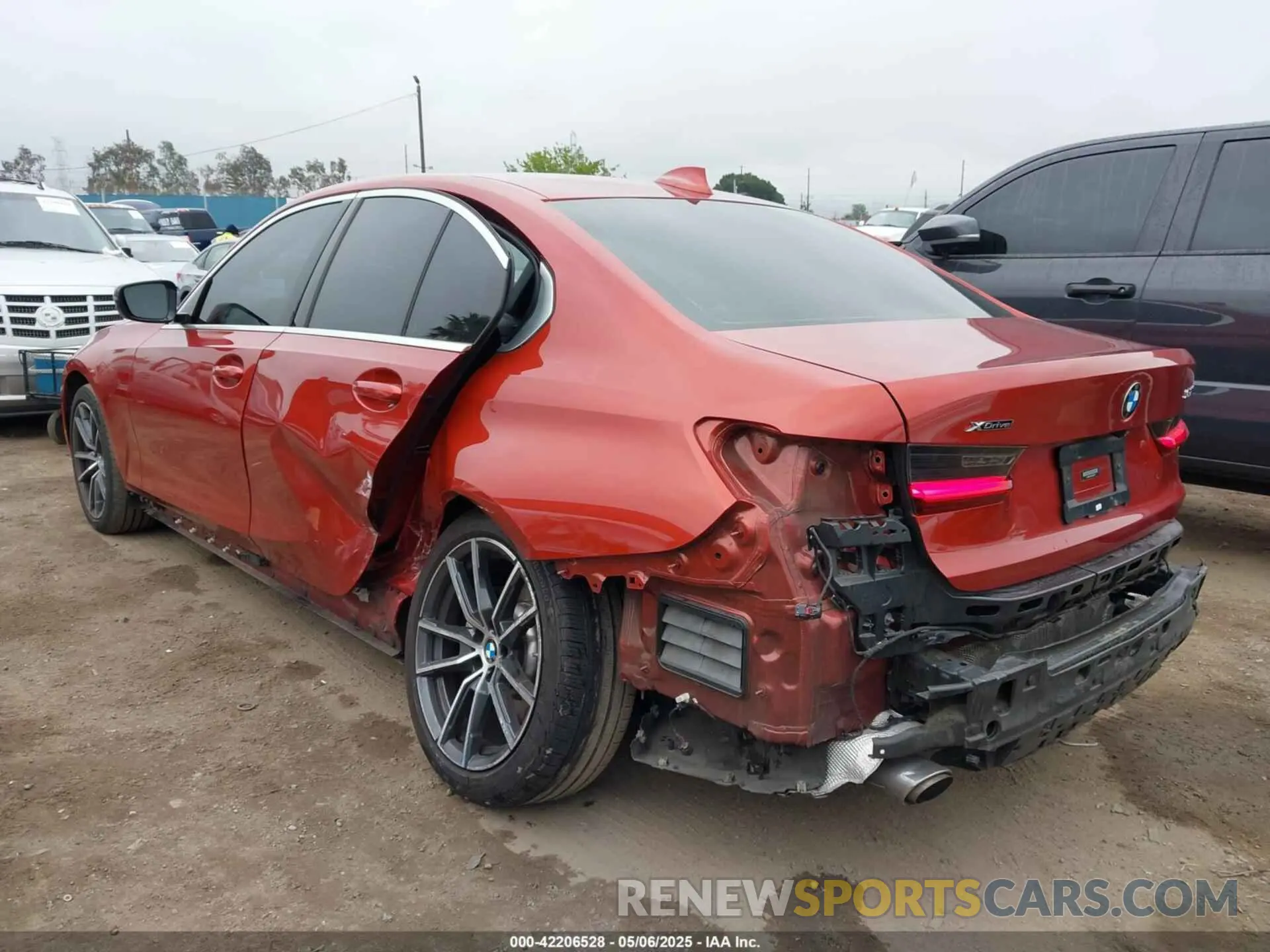 3 fotografías del automóvil dañado WBA5R7C50KFH28767 BMW 330I 2019