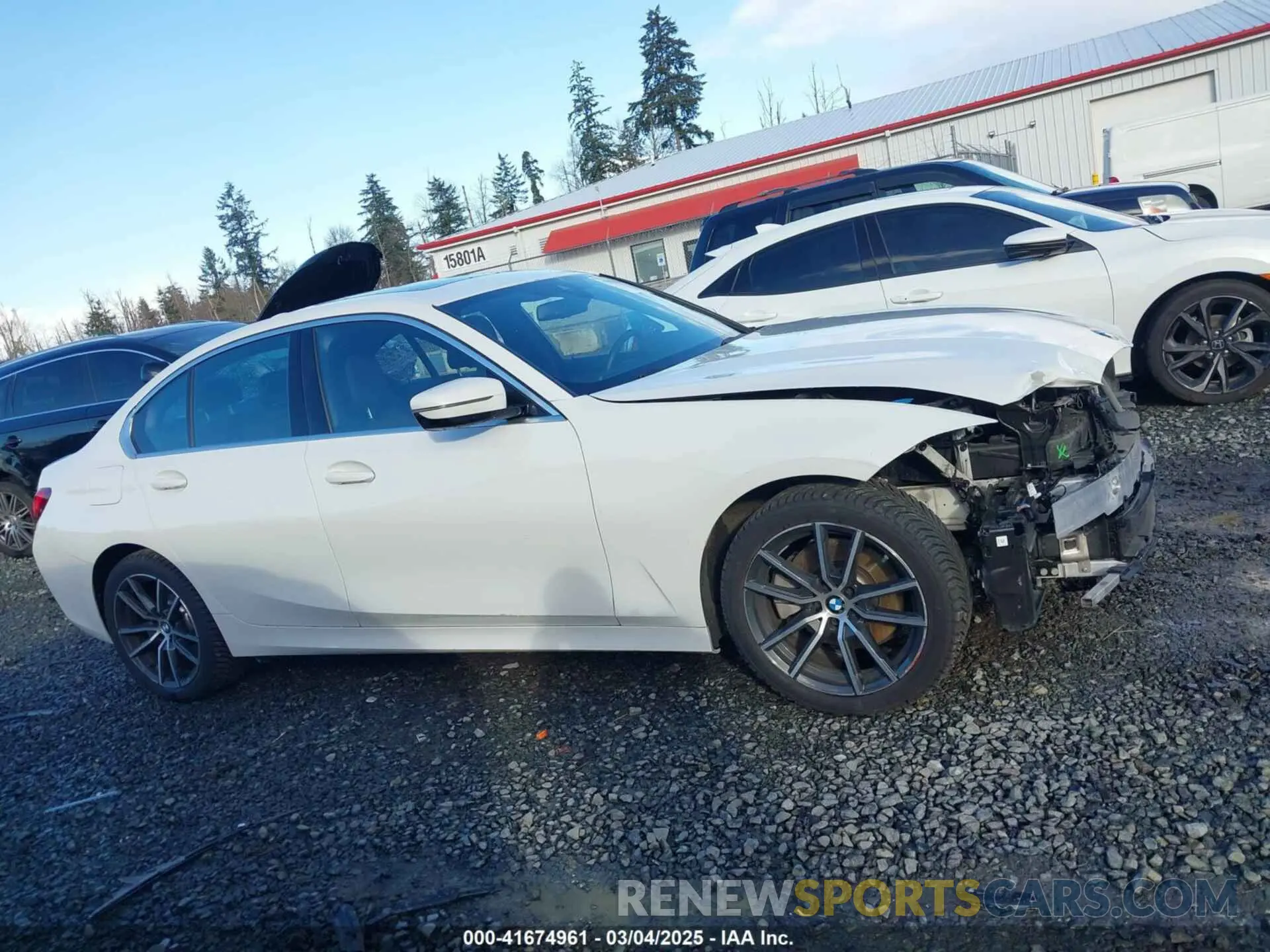 14 fotografías del automóvil dañado WBA5R7C51KFH13436 BMW 330I 2019